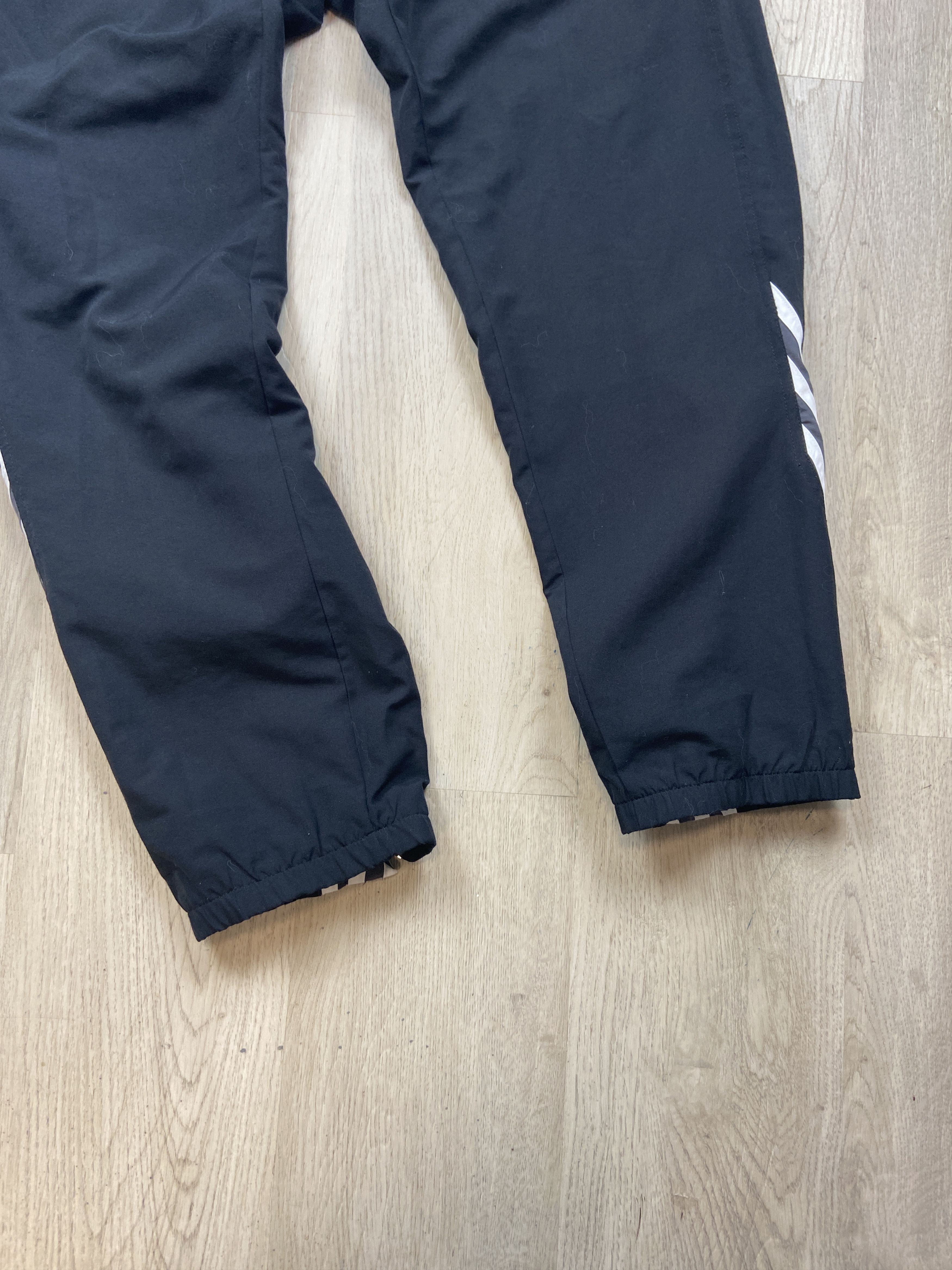 Adidas Adidas Vintage Mens Nylon Track Suit Jacket + Pants Gorpcore Size US 34 / EU 50 - 11 Thumbnail