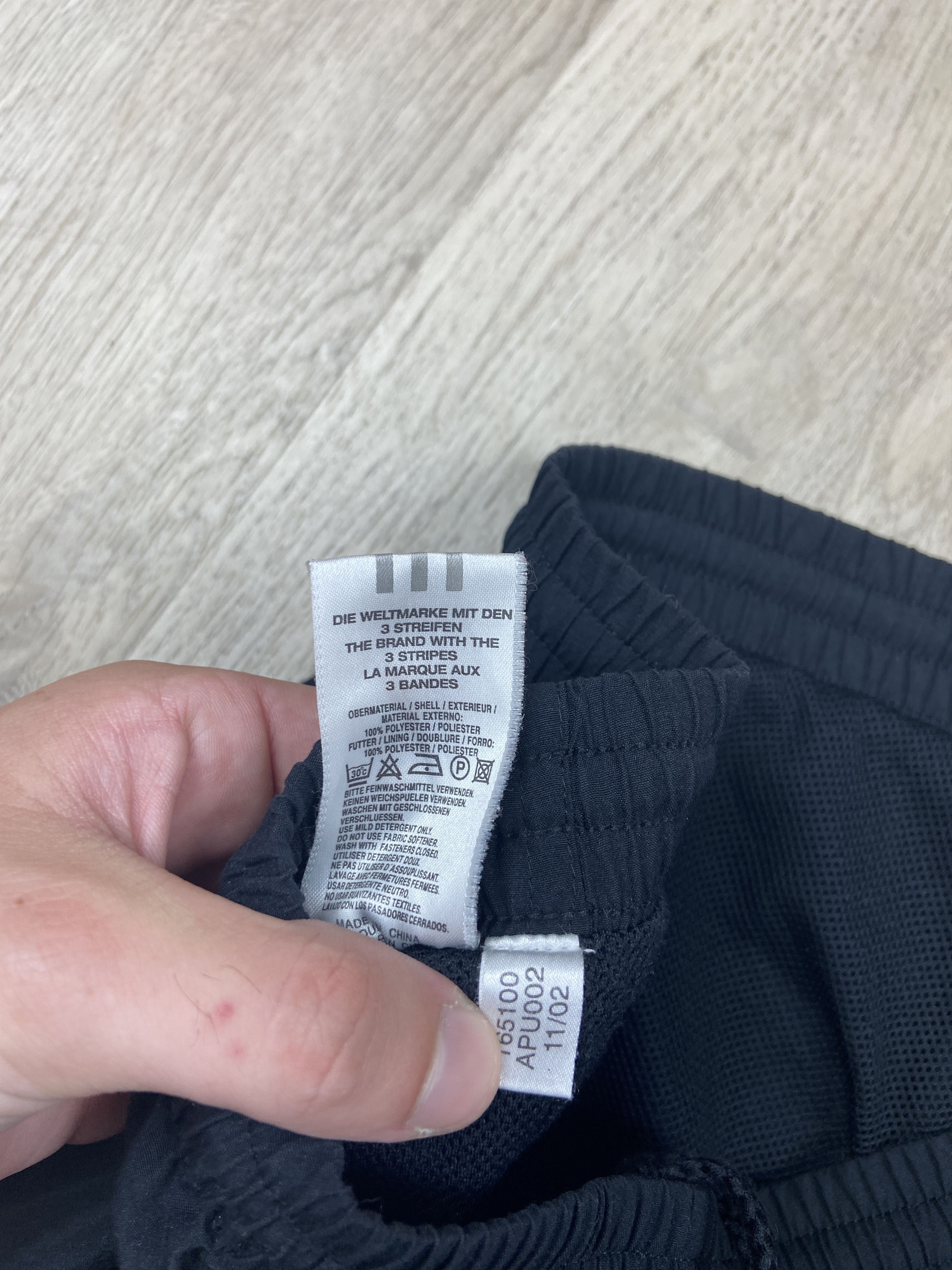 Adidas Adidas Vintage Mens Nylon Track Suit Jacket + Pants Gorpcore Size US 34 / EU 50 - 13 Thumbnail