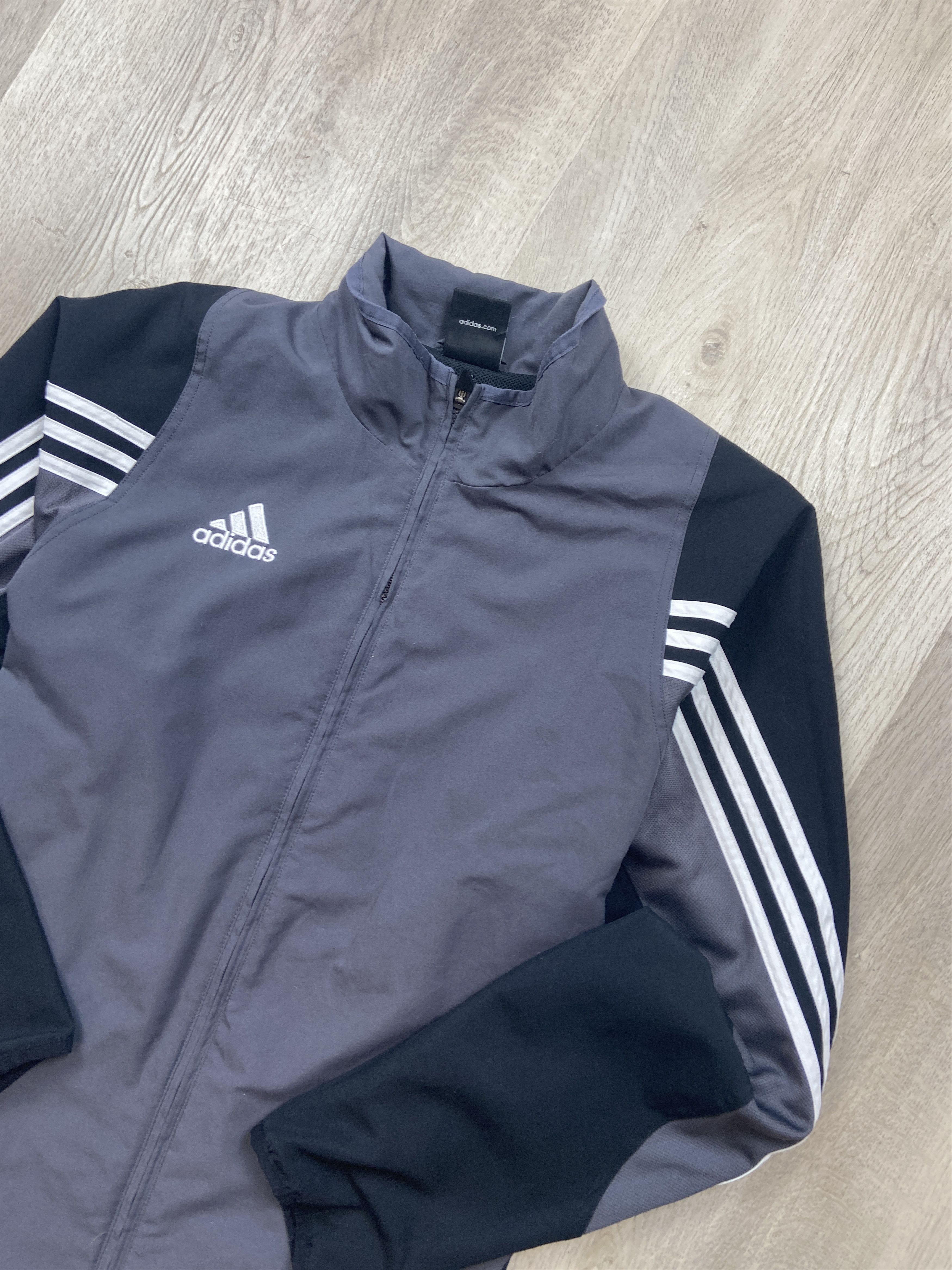 Adidas Adidas Vintage Mens Nylon Track Suit Jacket + Pants Gorpcore Size US 34 / EU 50 - 5 Thumbnail