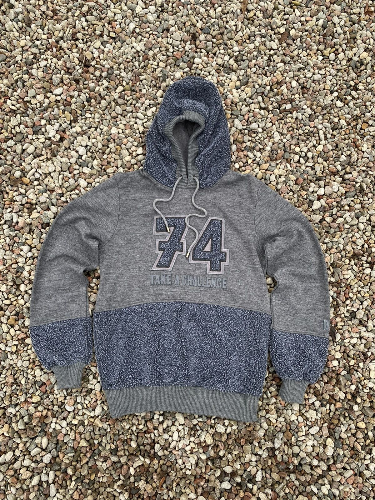 Dolce & Gabbana × Vintage Vintage Dolce&Gabana Teddy Hoodie 74 Size L / US 10 / IT 46 - 1 Thumbnail