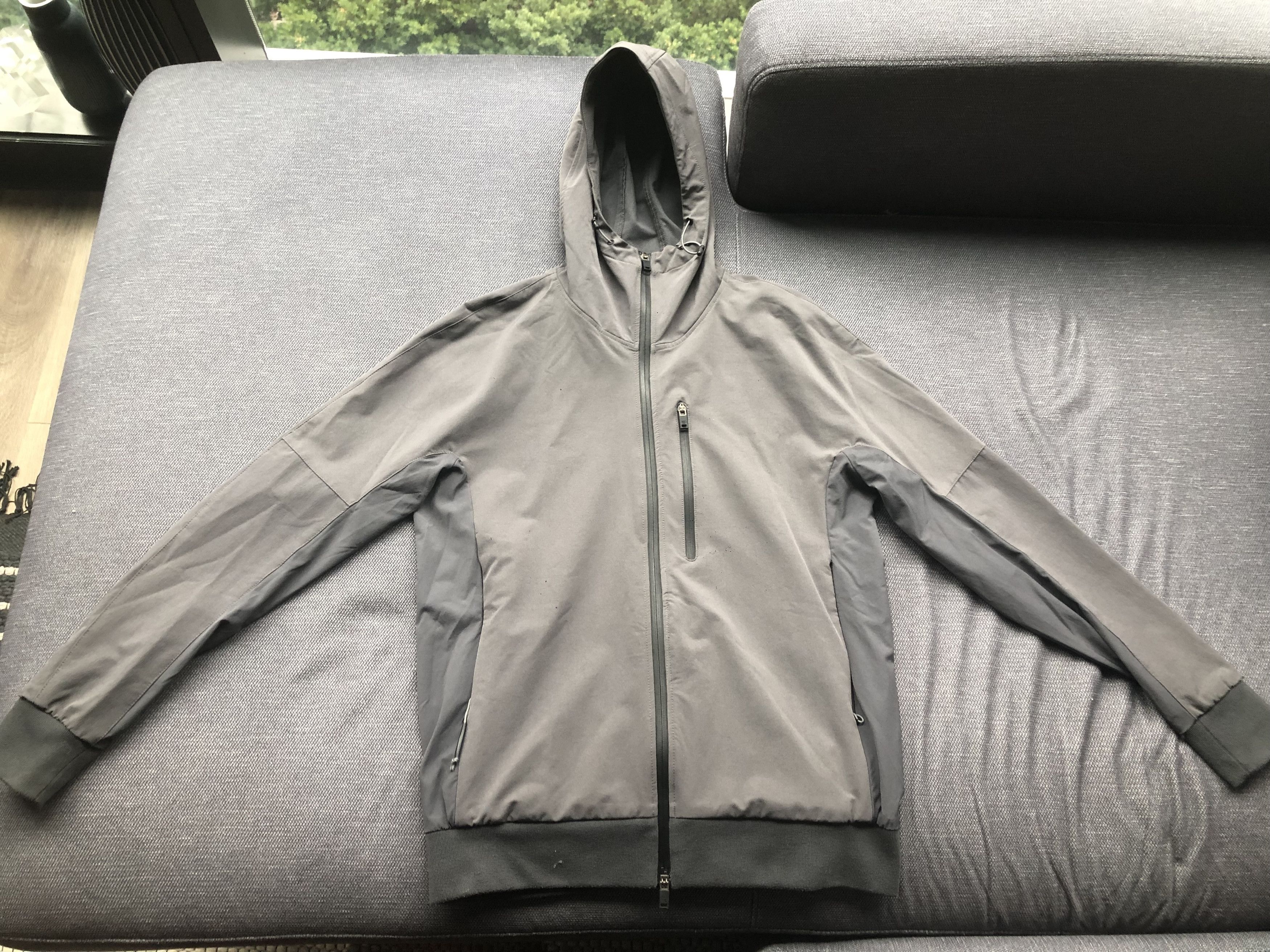 Krakatau FABRIC-MIX STRETCHY HOODIE Size US M / EU 48-50 / 2 - 1 Thumbnail