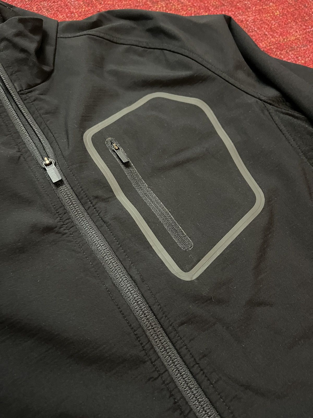 Designer × Icebreaker Icebreaker gorpcore style soft-shell jacket Size US M / EU 48-50 / 2 - 3 Thumbnail