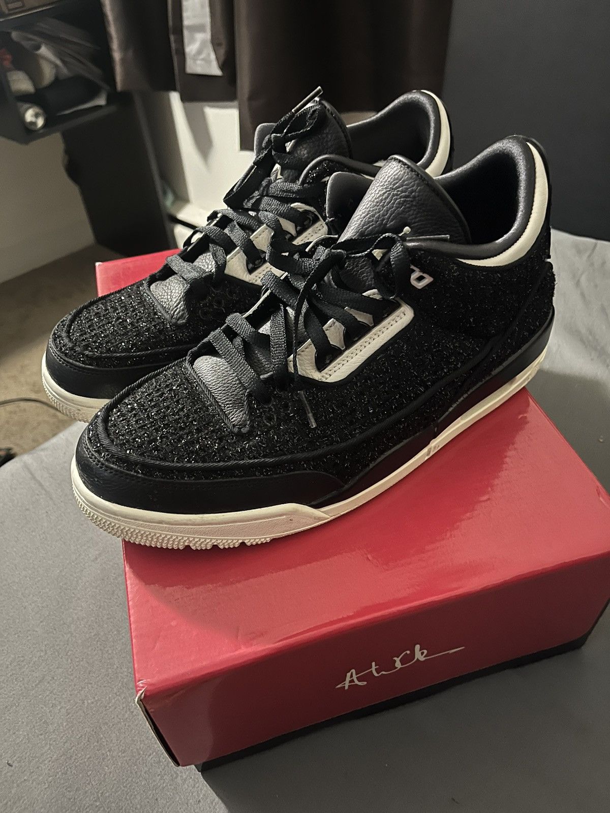 Jordan Brand × Vogue Retro 3 Awok Size US 10.5 / EU 43-44 - 4 Thumbnail
