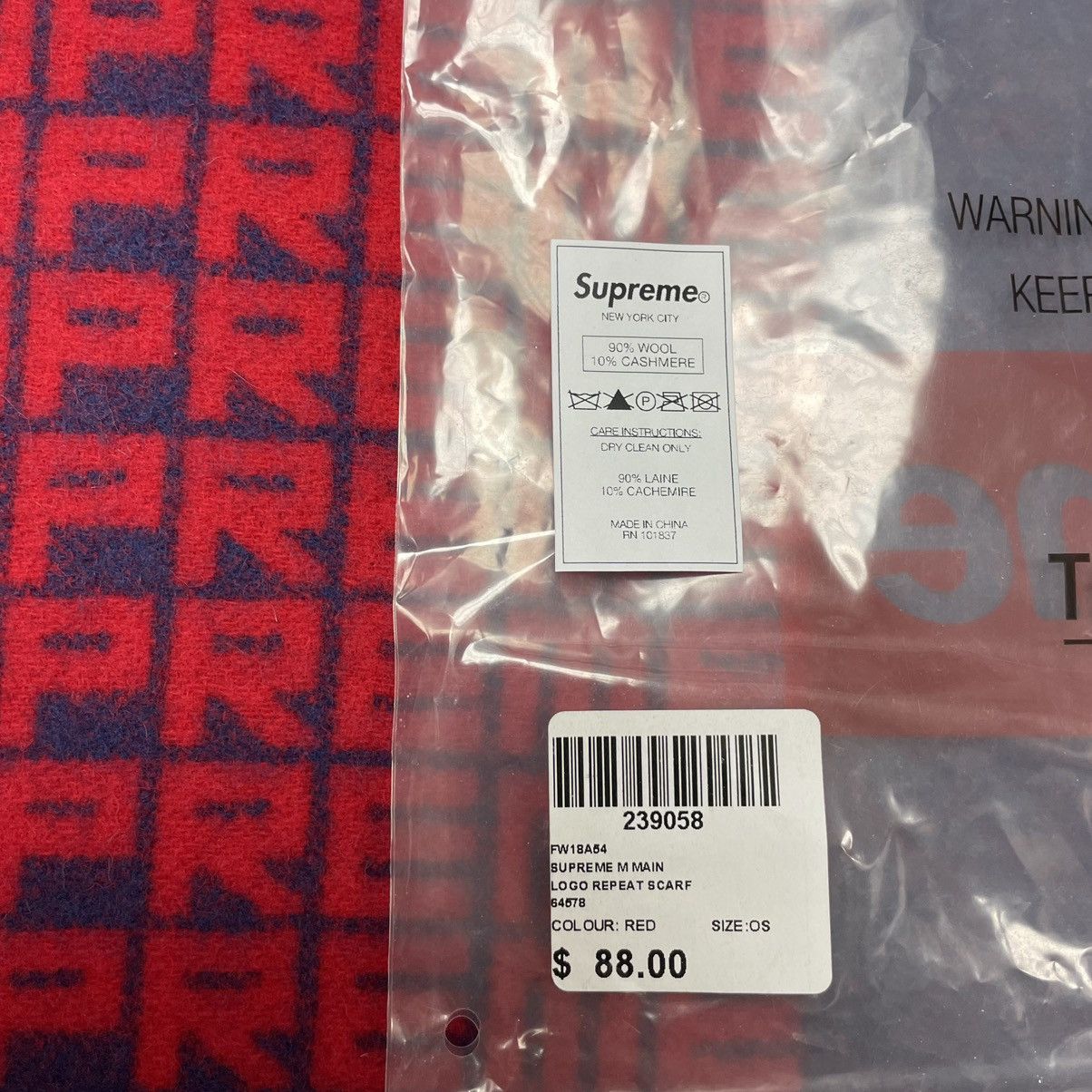 Supreme Supreme Logo Repeat Scarf (F/W18) | Grailed