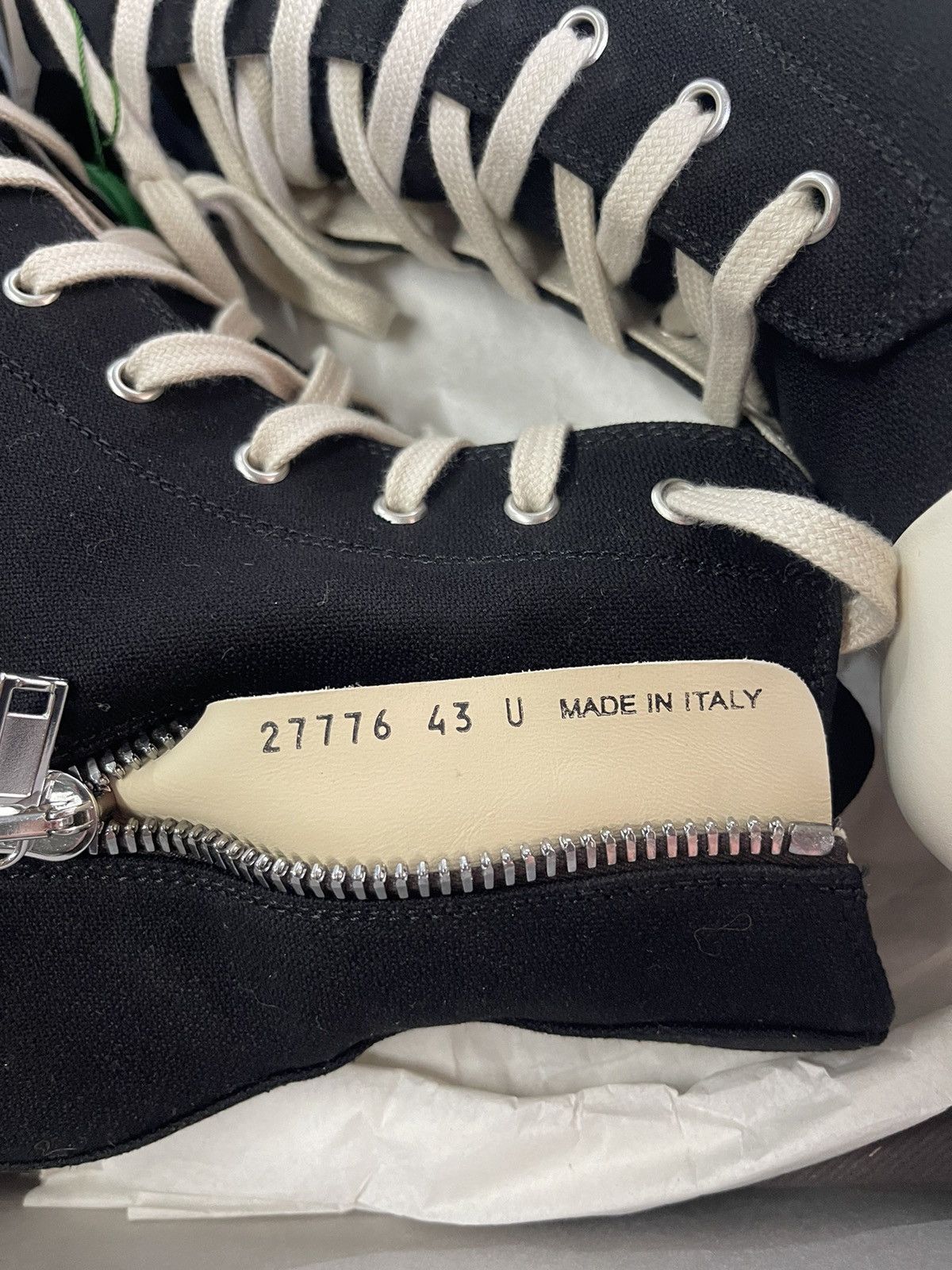 Rick Owens × Rick Owens Drkshdw Rick Owens DRKSHDW Abstract High 'Black Milk' Size US 10 / EU 43 - 13 Thumbnail