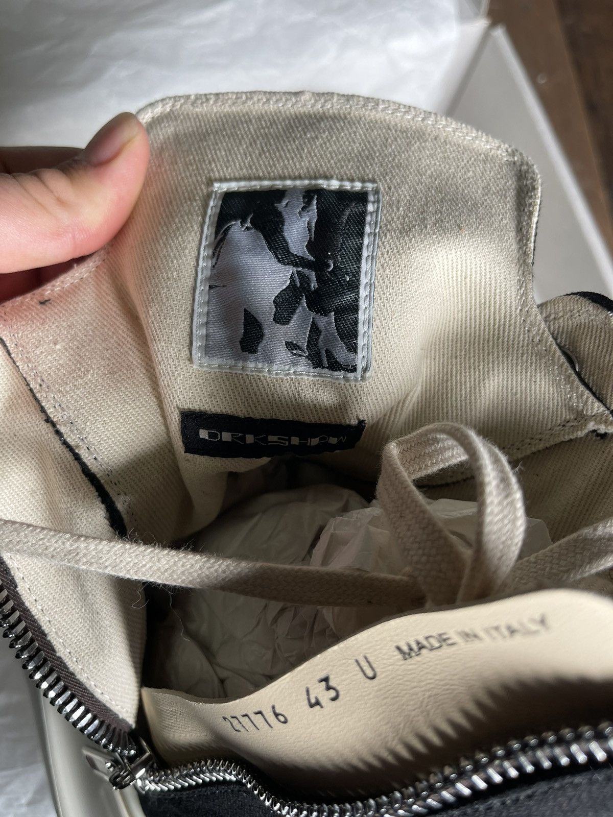 Rick Owens × Rick Owens Drkshdw Rick Owens DRKSHDW Abstract High 'Black Milk' Size US 10 / EU 43 - 15 Thumbnail