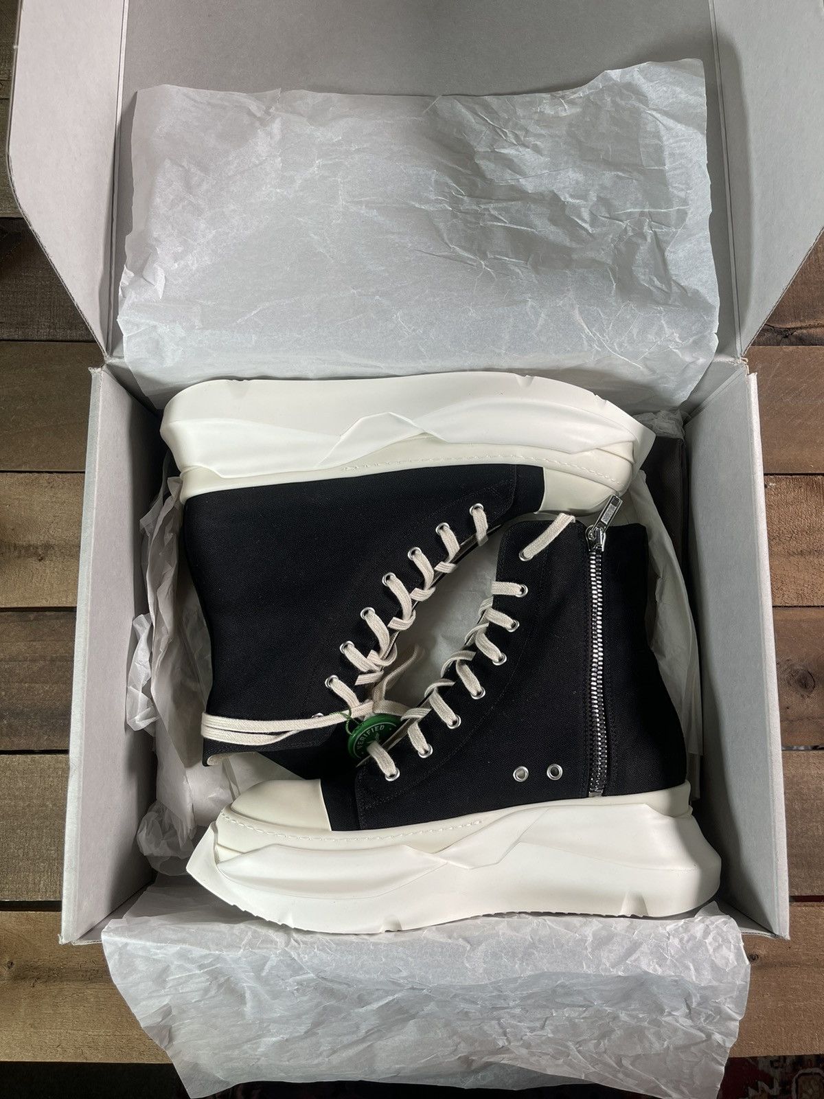 Rick Owens × Rick Owens Drkshdw Rick Owens DRKSHDW Abstract High 'Black Milk' Size US 10 / EU 43 - 2 Thumbnail