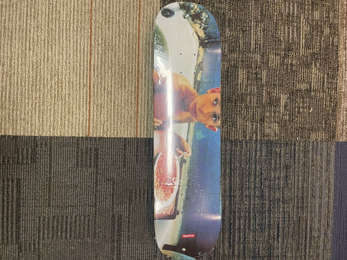 Supreme Supreme x GUMMO Spaghetti deck | Grailed