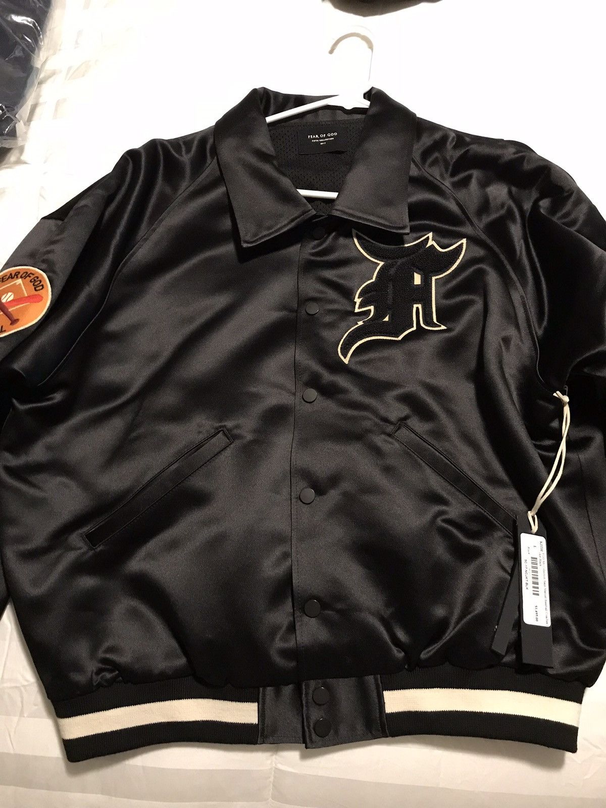 182だと小さいと思われますFear of god baseball satin jacket 5th