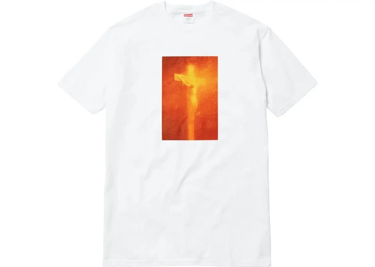 Supreme Supreme x Andre Serrano Piss Christ Tee Size US M / EU 48-50 / 2 - 1 Thumbnail