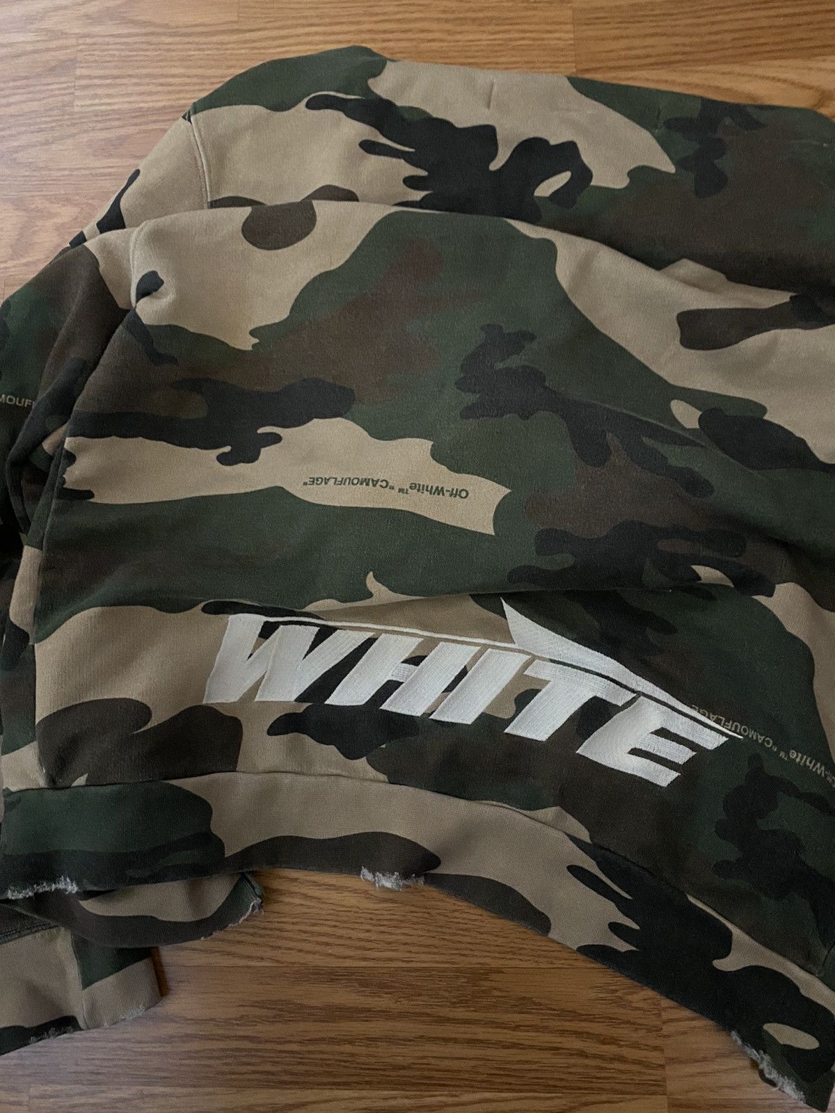 Off-White Off white zip up hoodie Size US M / EU 48-50 / 2 - 9 Thumbnail