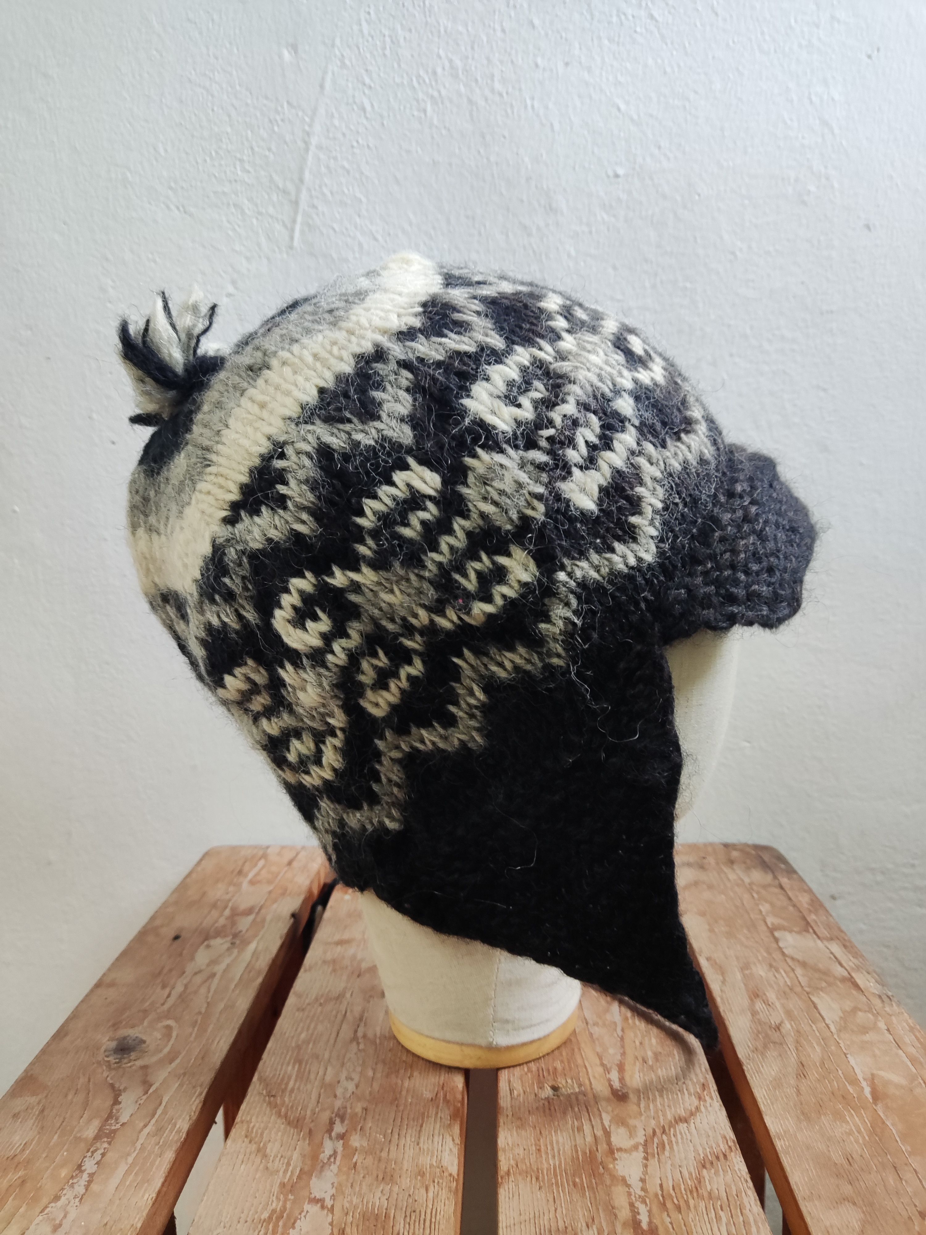 Japanese Brand Japanese Ear Flap Knit Hat Size ONE SIZE - 5 Thumbnail