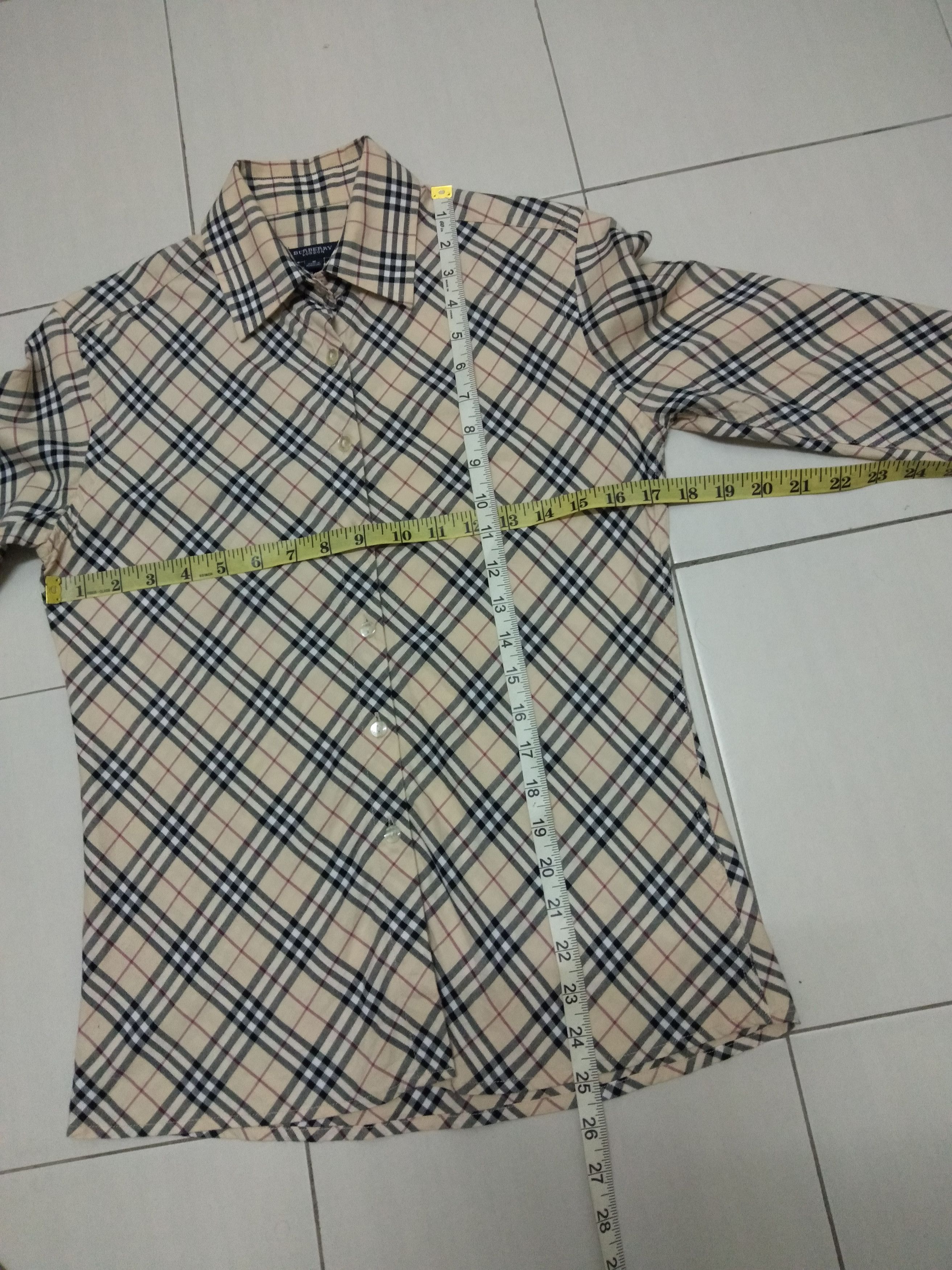 Burberry Burberrys London Nova check (women) Size US M / EU 48-50 / 2 - 6 Thumbnail