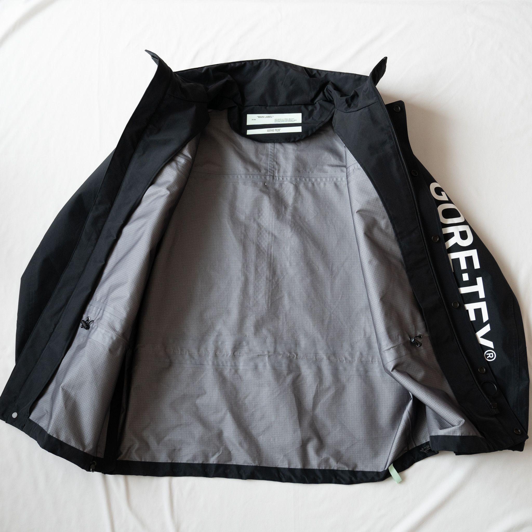 Goretex [NEW] Off-White™ GORE-TEX® JACKET Size US S / EU 44-46 / 1 - 21 Thumbnail