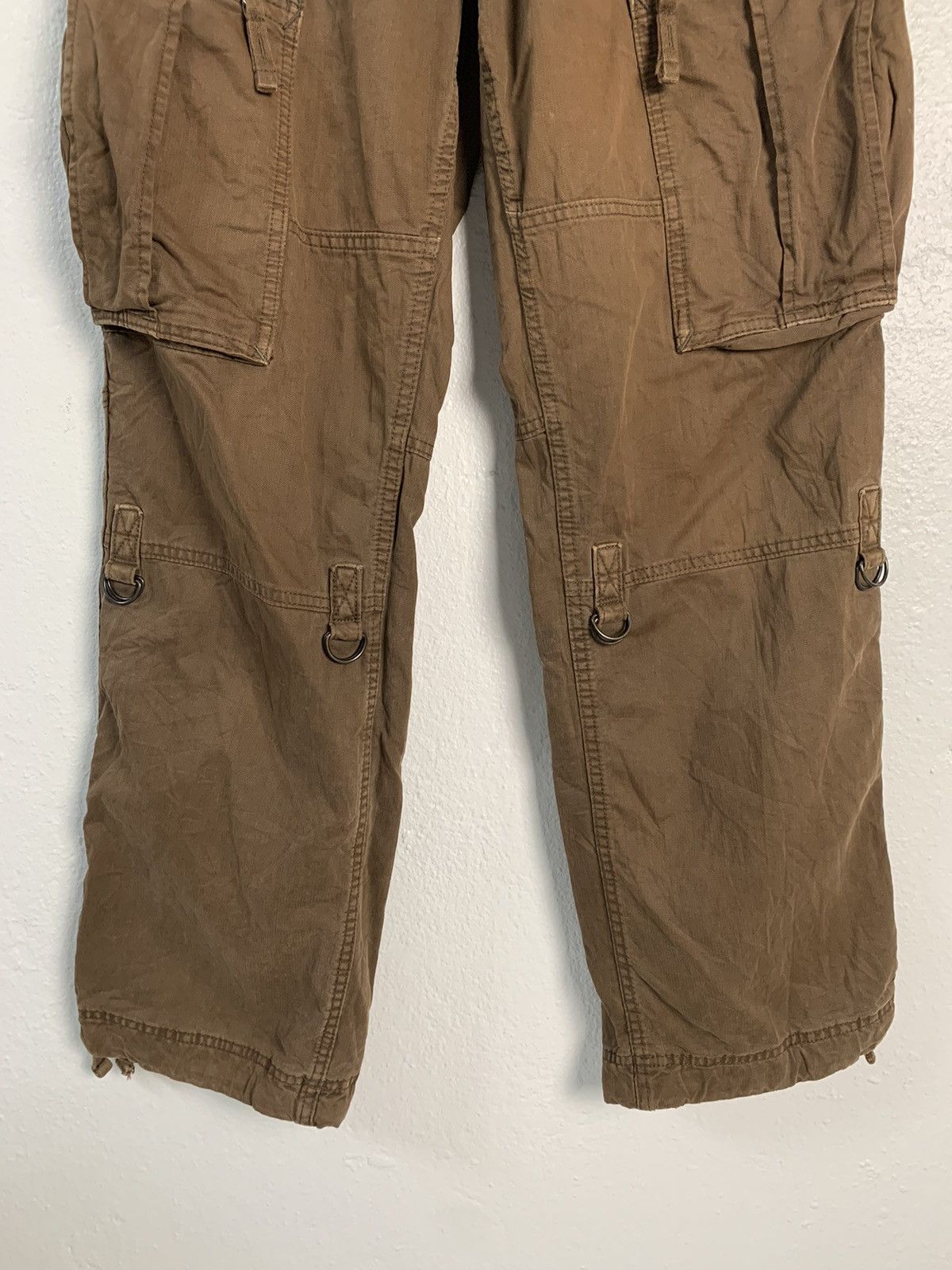 Uniqlo Uniqlo Multipocket Parachute Cargo Pants Size US 33 - 2 Thumbnail