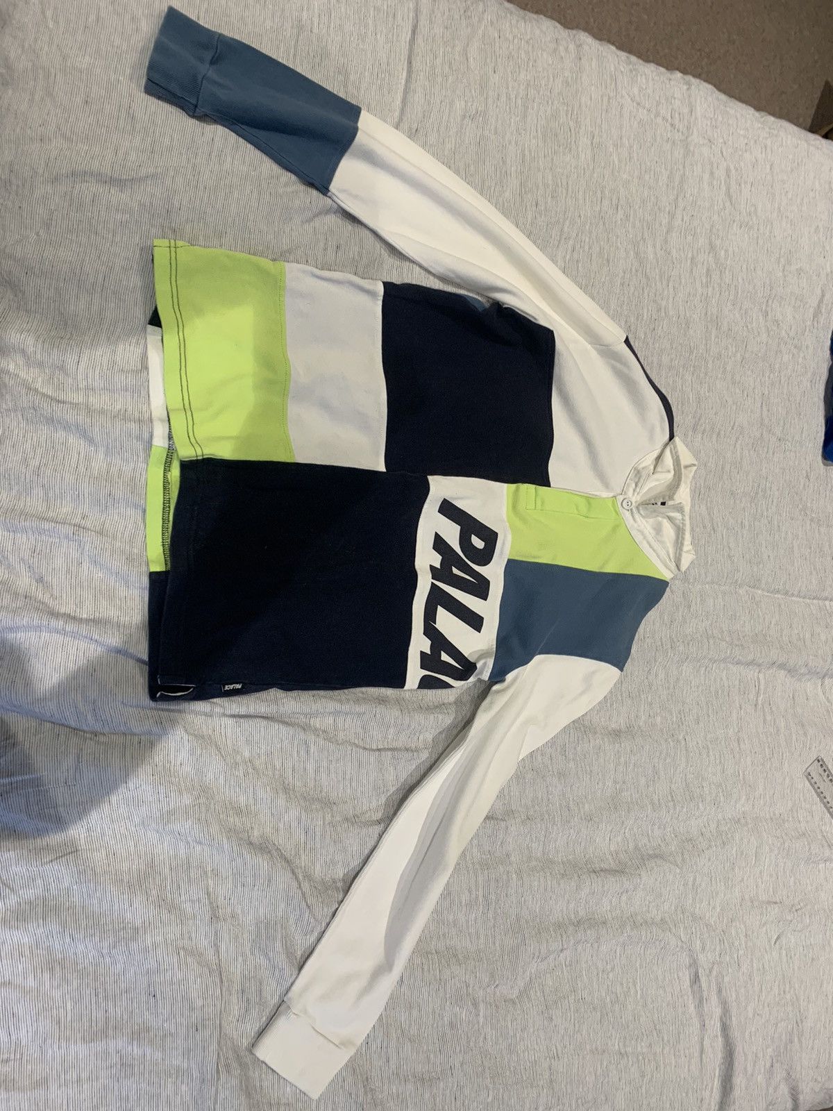 トップス PALACE PATCHWORK RUGBY BLACK POLARTEC PATCH UP RUGBY | PALACE SKATEBOARDS