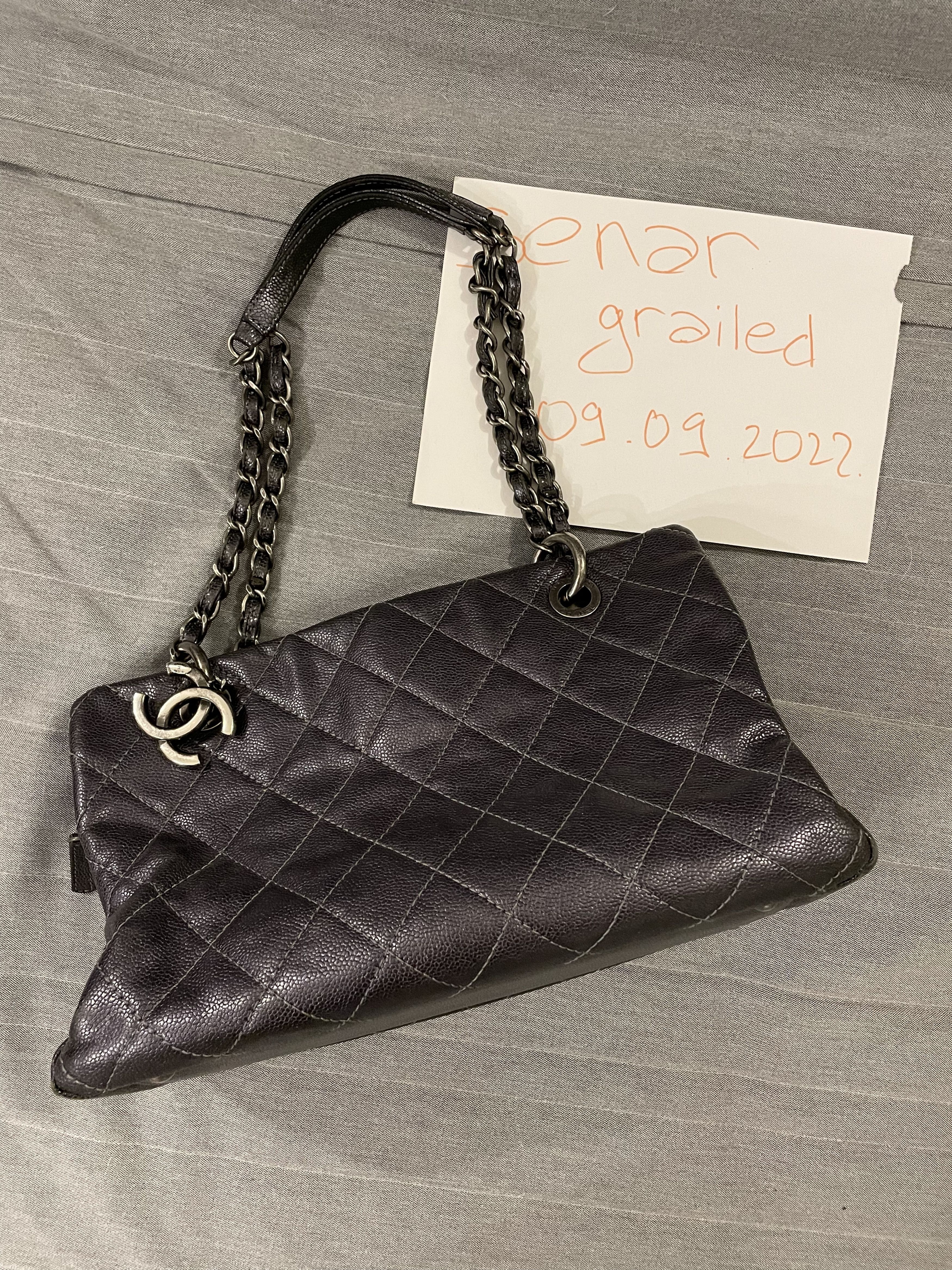 image of Chanel Ladies Bag in Black, Women's