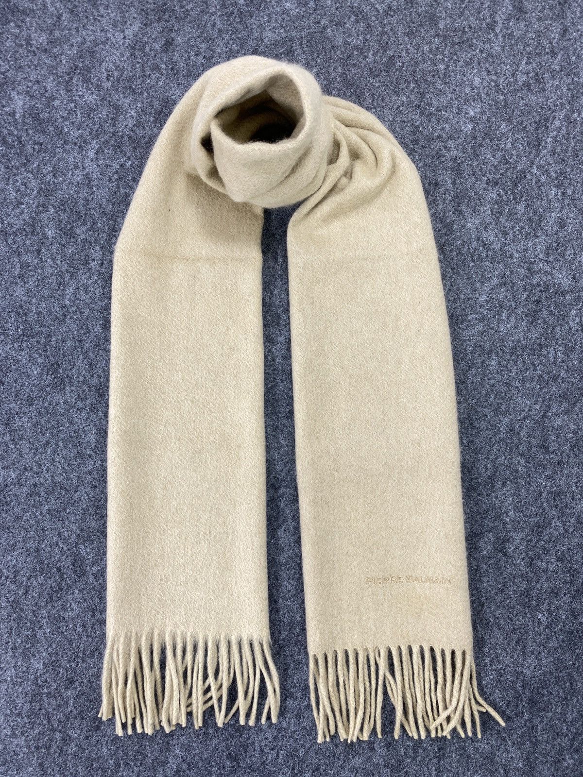 Pierre Balmain PIERRE BALMAIN Scarf / Muffler / Neckwear -T066 Size ONE SIZE - 1 Thumbnail