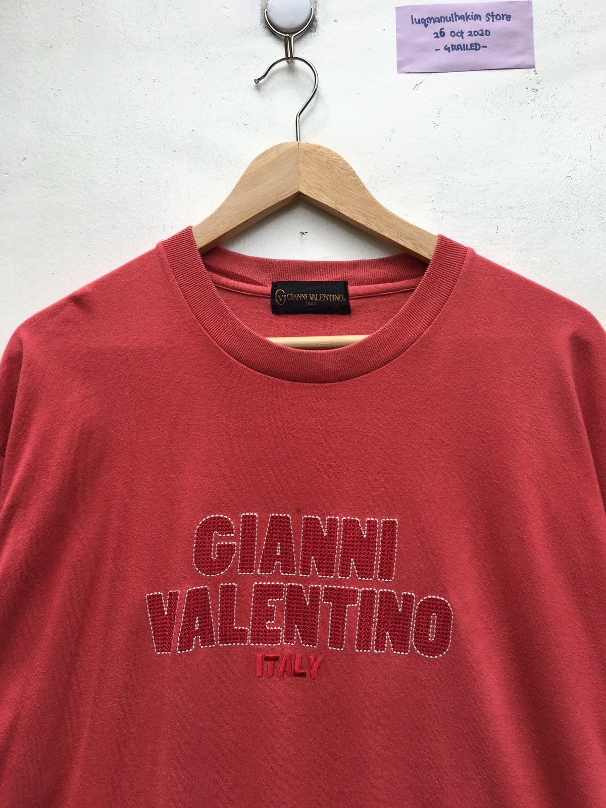 Gianni Valentino Vintage Gianni Valentino Big Logo Spellout Tshirt Size US XL / EU 56 / 4 - 1 Thumbnail