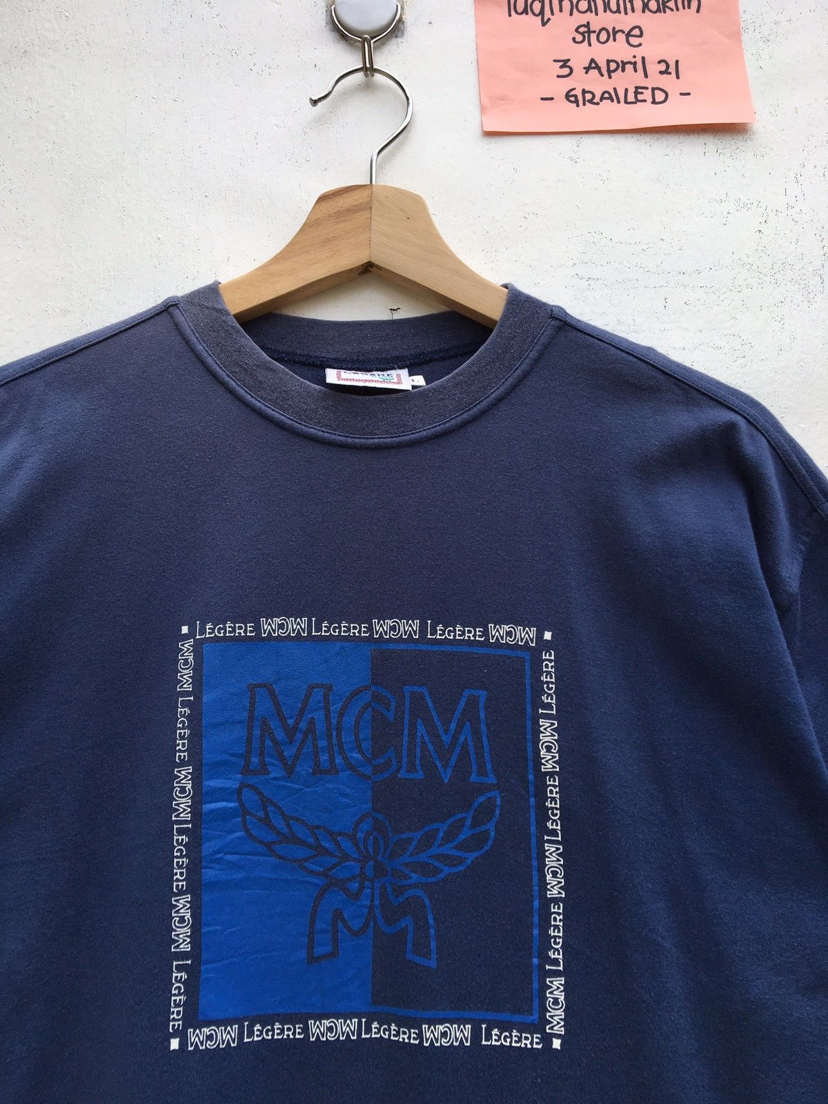 MCM Vintage MCM Big Logo Printed Tshirt Size US L / EU 52-54 / 3 - 1 Thumbnail