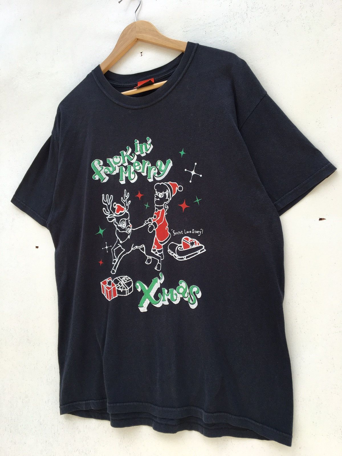 Japanese Brand Japanese Brand Kishidenne Wrerutogood ‘fuck merry” Tee Size US L / EU 52-54 / 3 - 3 Thumbnail