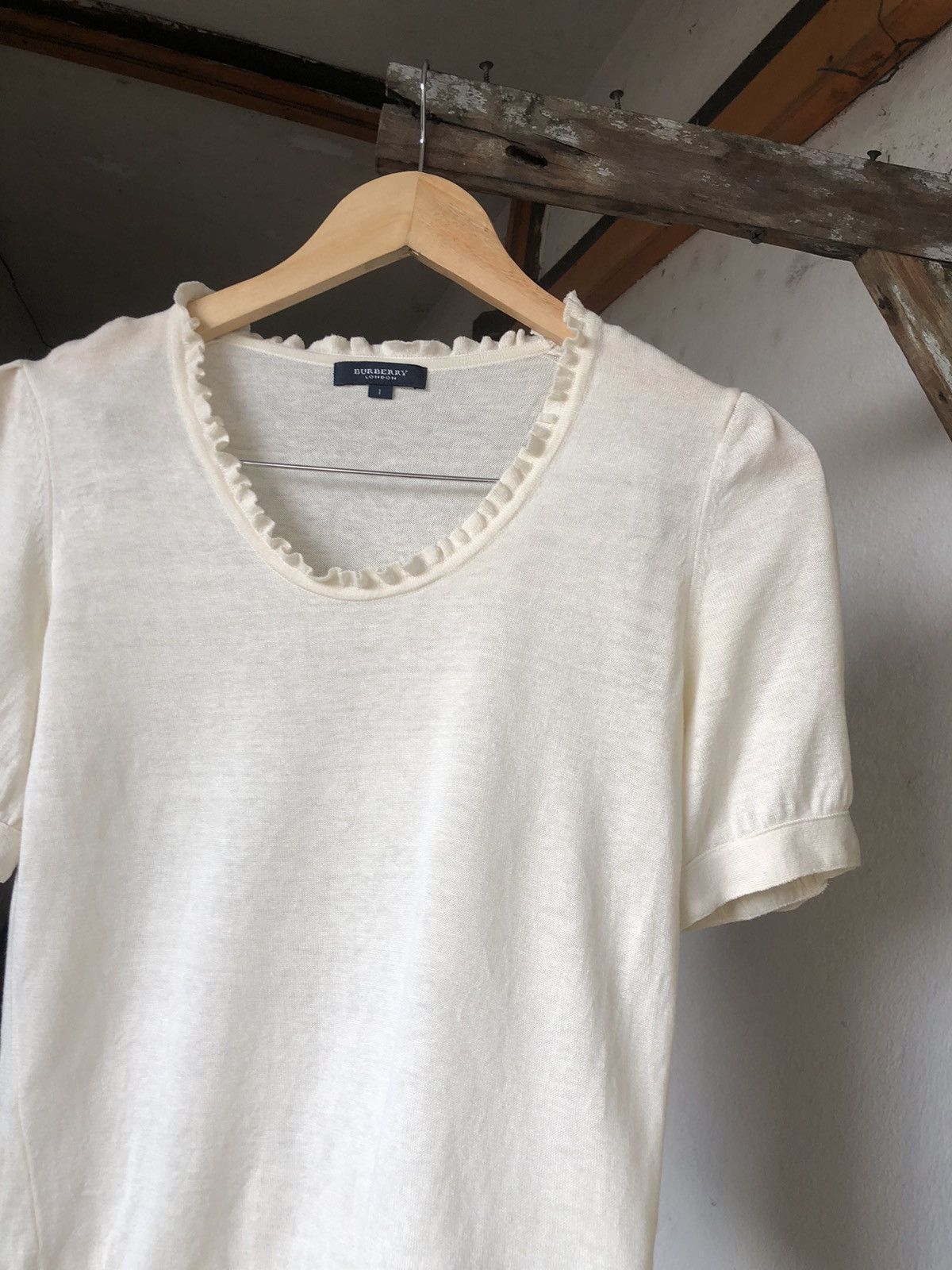 Burberry Vintage Burberry London Small Logo Crop Top Size S / US 4 / IT 40 - 7 Thumbnail