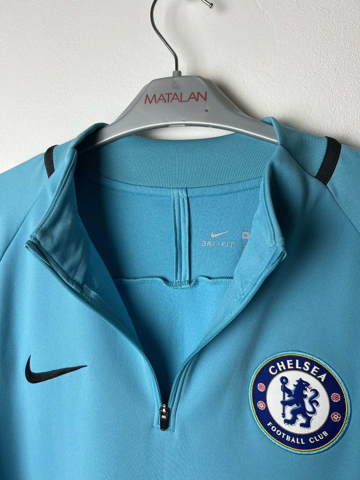 Chelsea Soccer Nike Chelsea 2017 2018 Training Longsleeve Football Size US M / EU 48-50 / 2 - 7 Thumbnail