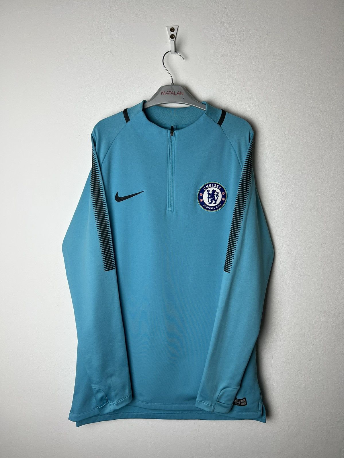 Chelsea Soccer Nike Chelsea 2017 2018 Training Longsleeve Football Size US M / EU 48-50 / 2 - 1 Thumbnail