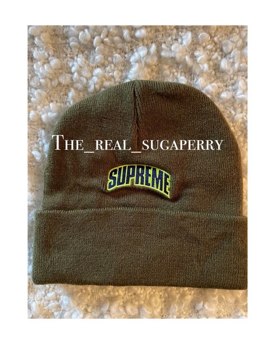 Supreme crown 2024 logo beanie