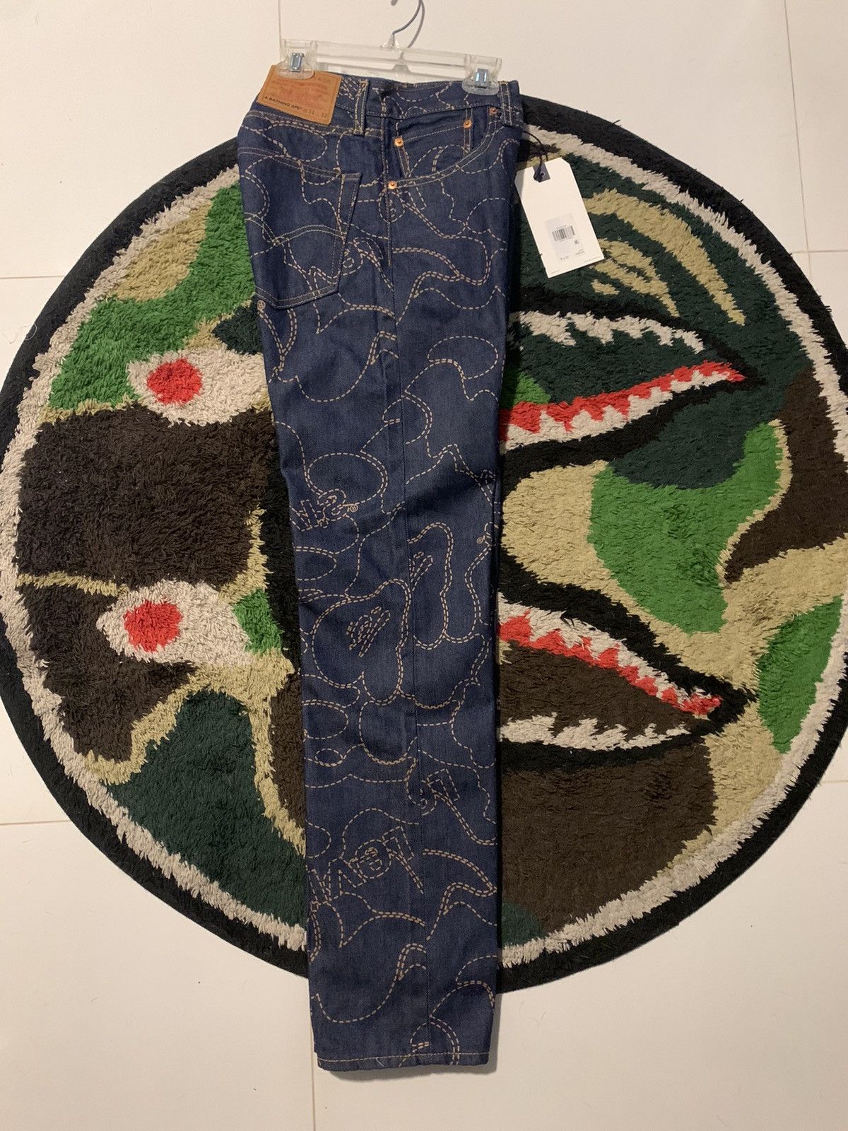 Bape × Levi's Bathing Ape Levi’s 501 ‘93 straight fit denim jeans Size US 31 - 3 Thumbnail