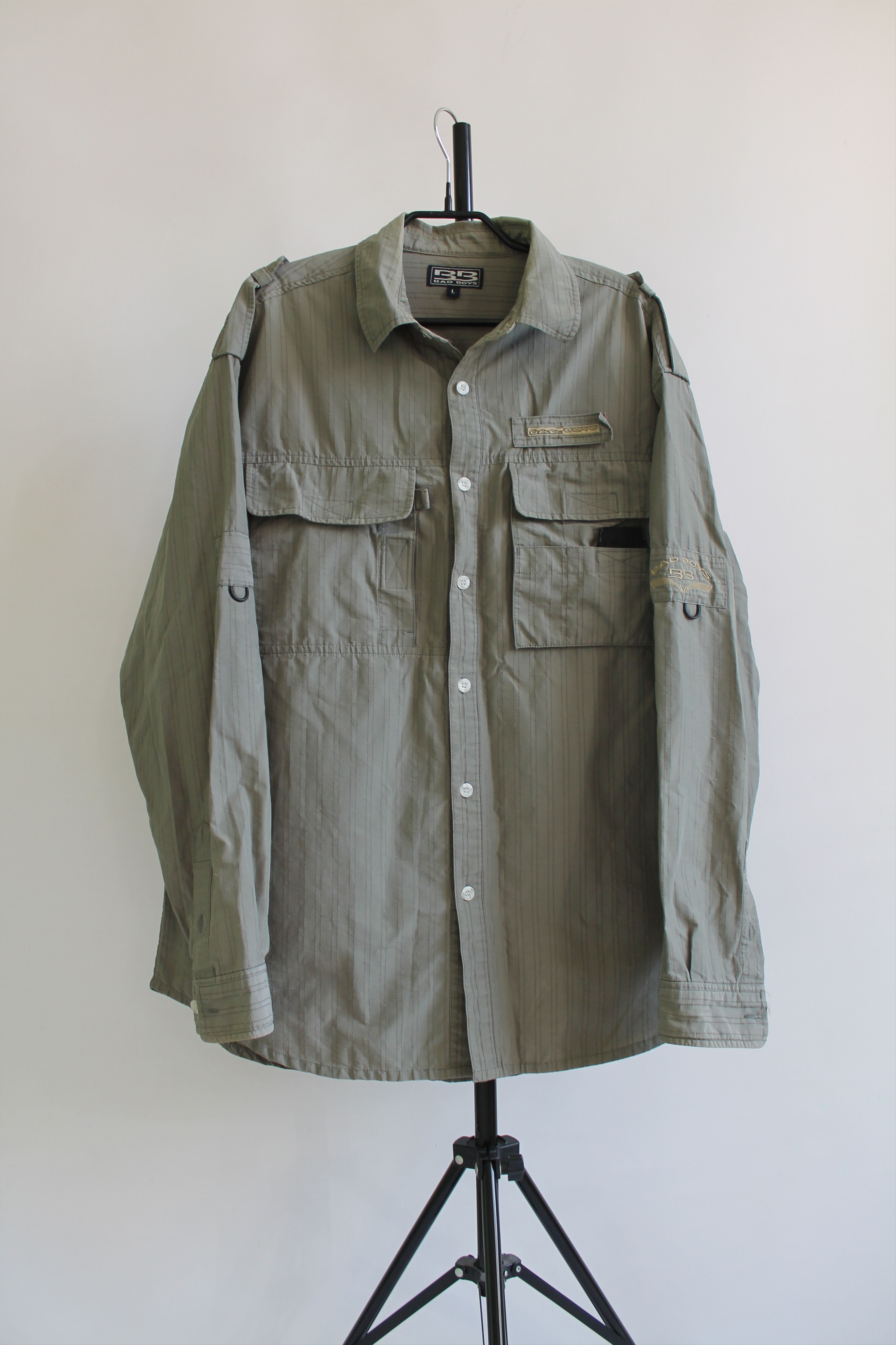 Japanese Brand Vintage Bad boys outdoor shirt olive green y2k Multi pockets Size US L / EU 52-54 / 3 - 1 Thumbnail