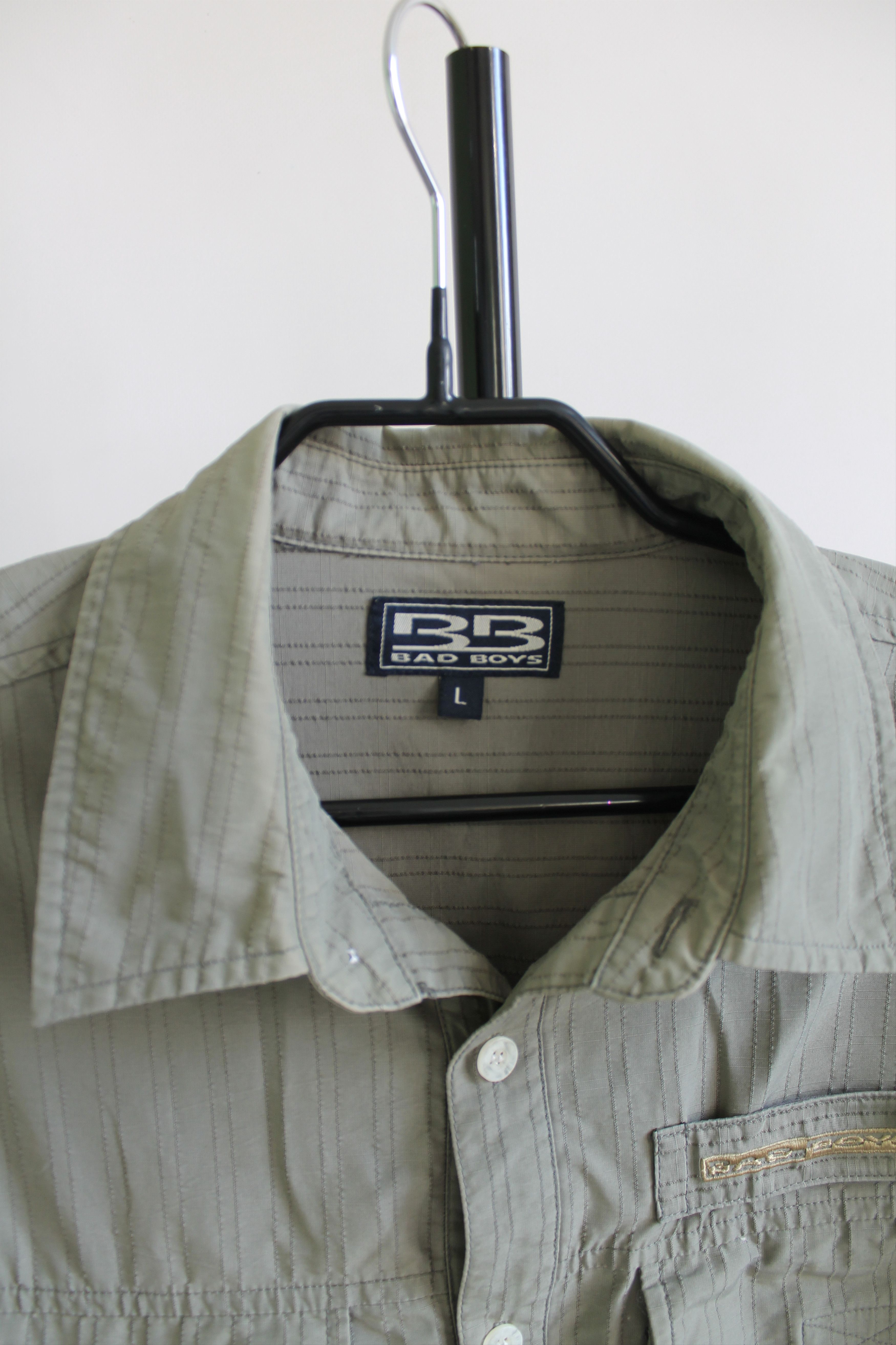Japanese Brand Vintage Bad boys outdoor shirt olive green y2k Multi pockets Size US L / EU 52-54 / 3 - 4 Thumbnail