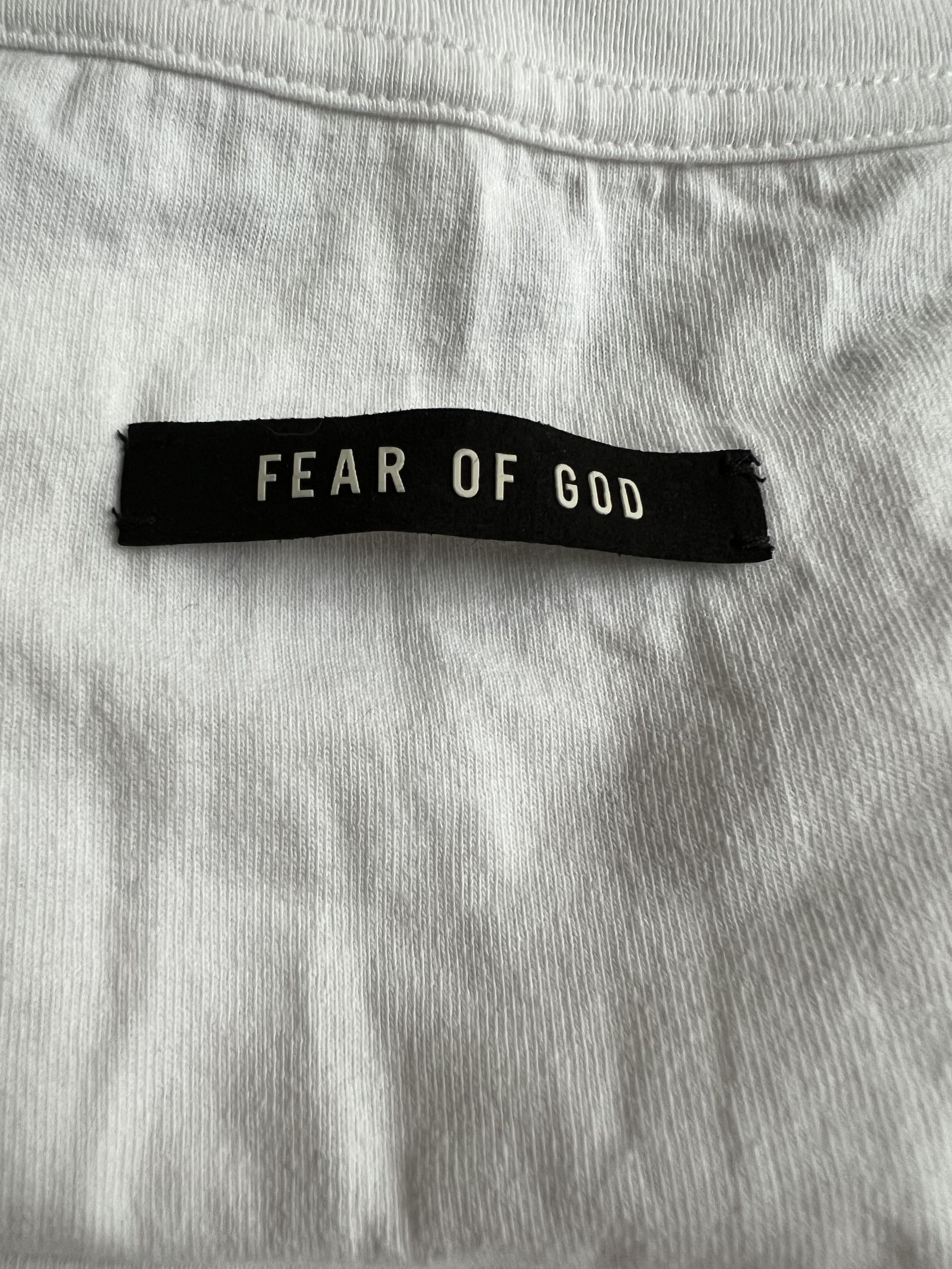 Fear of God Fear of God SIXTH COLLECTION White Tshirt sz L Size US L / EU 52-54 / 3 - 13 Thumbnail