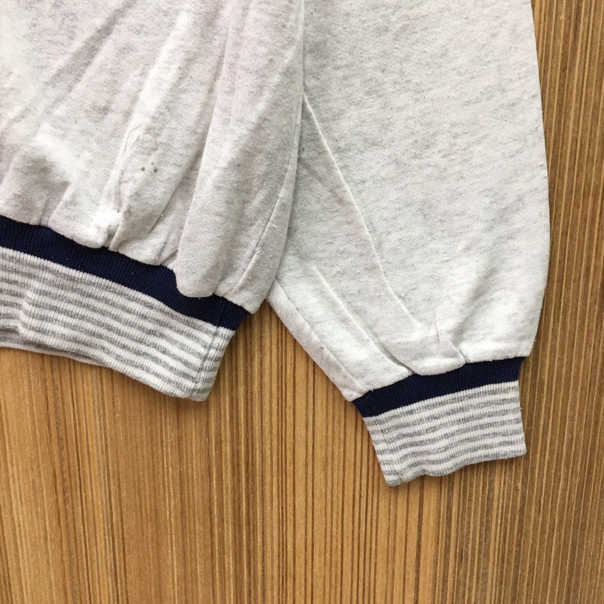 Vintage Vintage Niagara Falls Crewneck Crop Sweatshirt Size S / US 4 / IT 40 - 6 Thumbnail