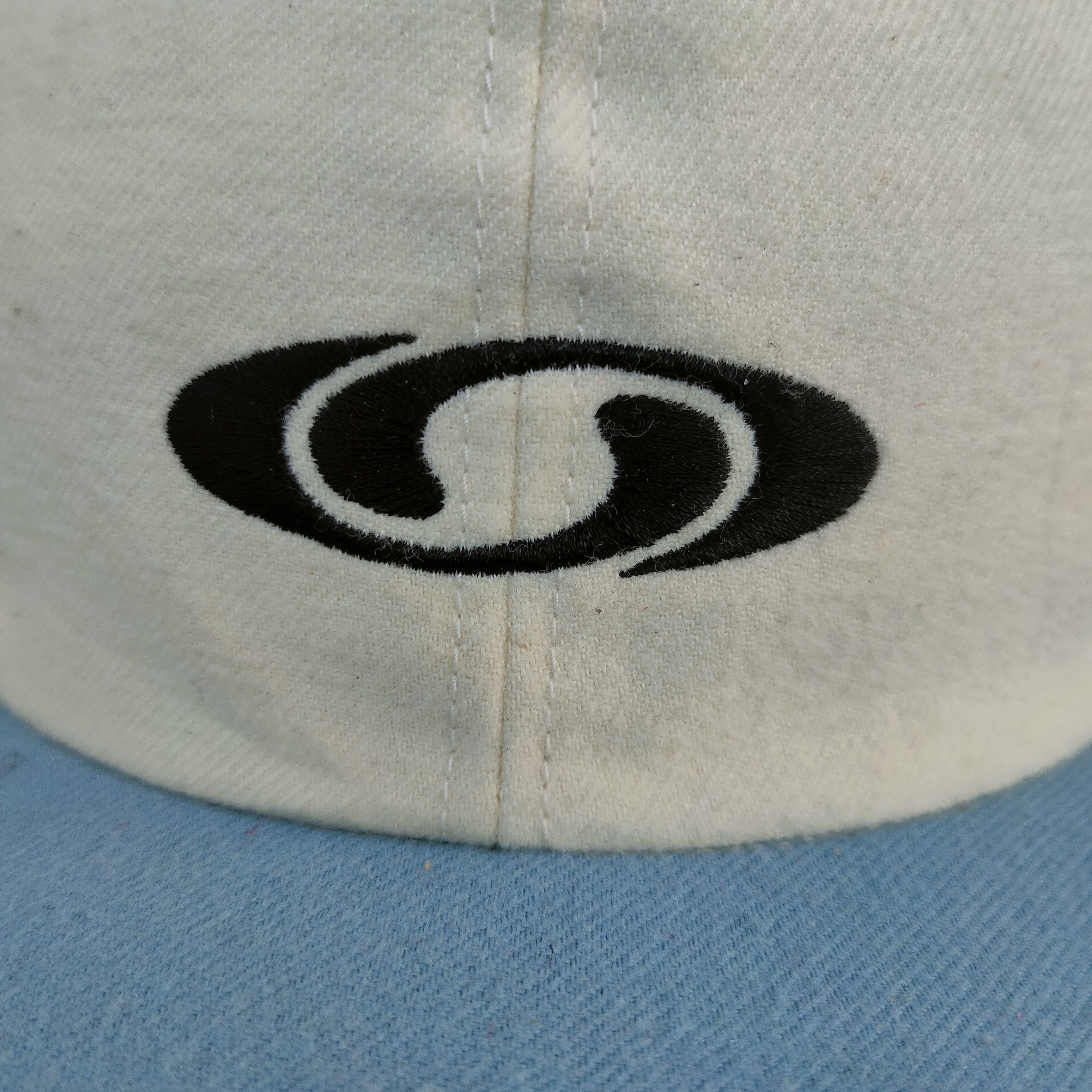 Japanese Brand Vintage SALOMON Made in Japan Flat Brim Outdoor Cap Size ONE SIZE - 2 Thumbnail