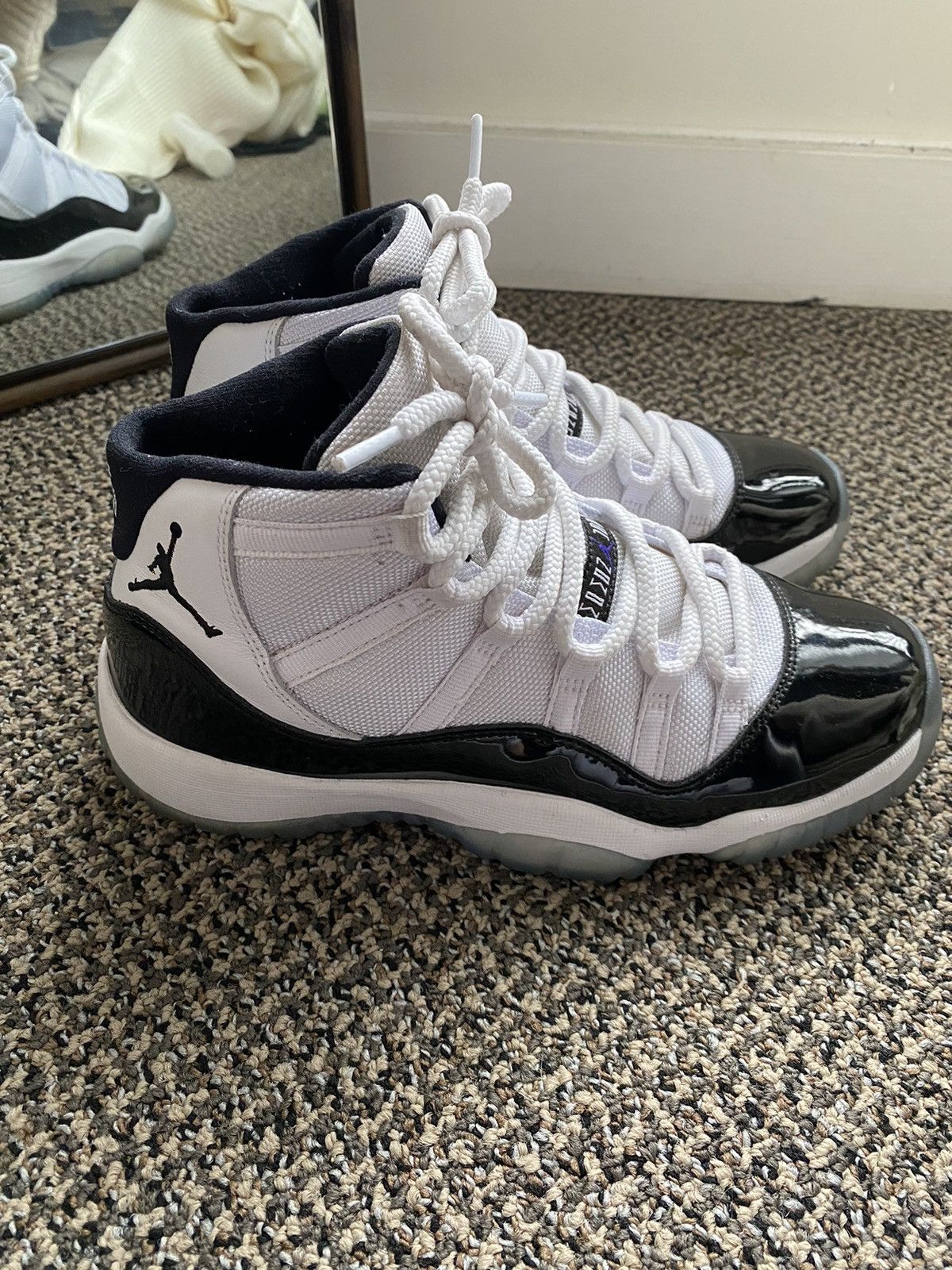 Jordan Brand Air Jordan 11 Retro GS ‘Concord’ Size US 6 / EU 39 - 2 Thumbnail