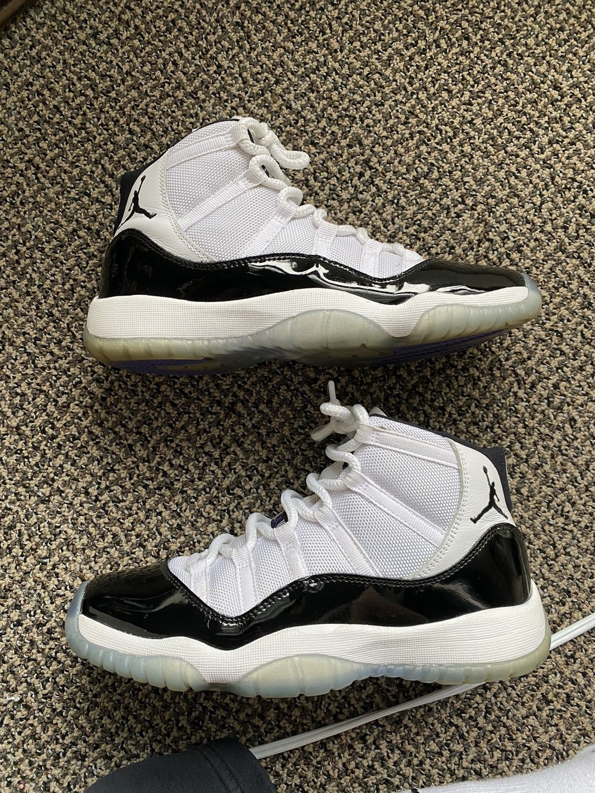 Jordan Brand Air Jordan 11 Retro GS ‘Concord’ Size US 6 / EU 39 - 6 Thumbnail