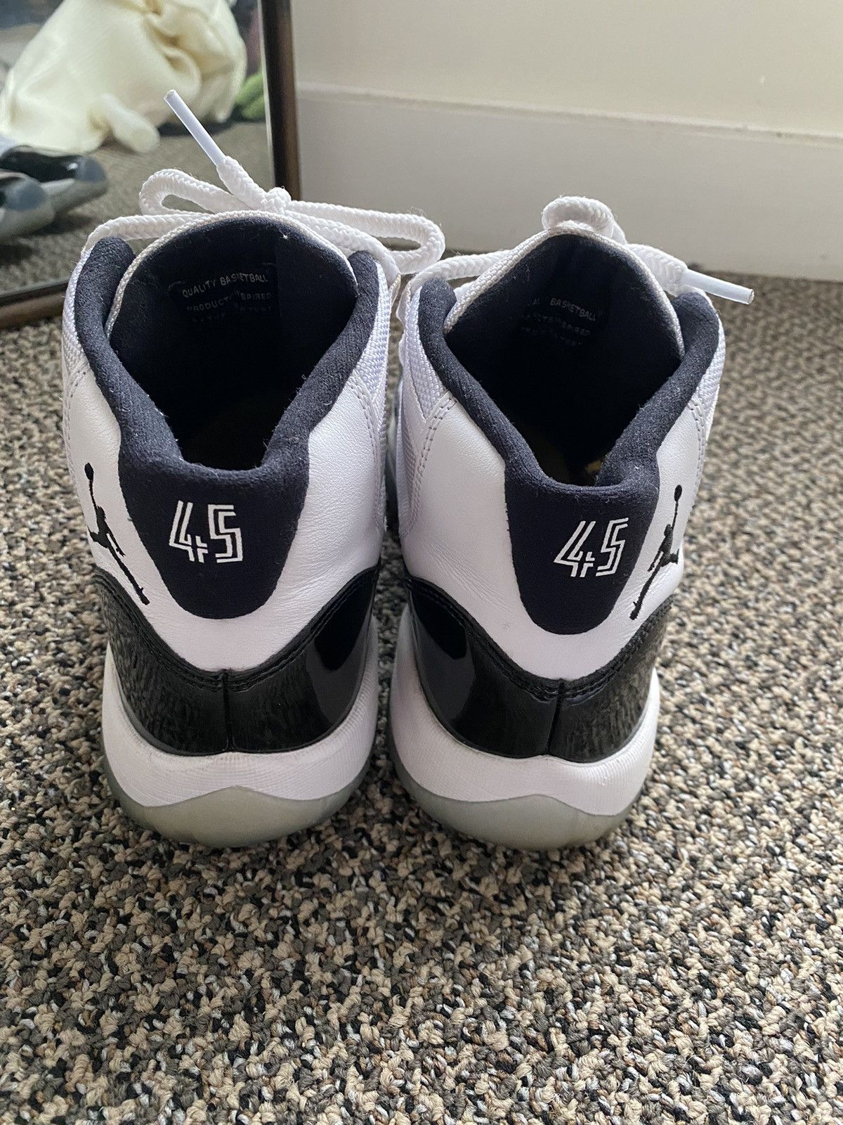 Jordan Brand Air Jordan 11 Retro GS ‘Concord’ Size US 6 / EU 39 - 3 Thumbnail