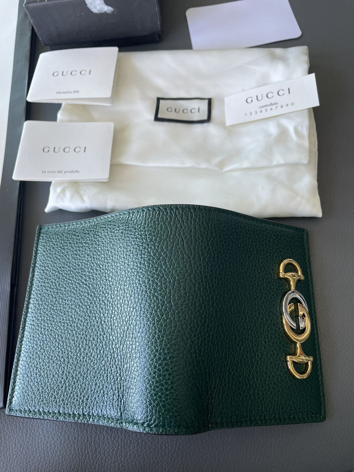 Gucci Limited Edition Brand New GG Logo Gucci Leather Chain Wallet Size ONE SIZE - 16 Thumbnail