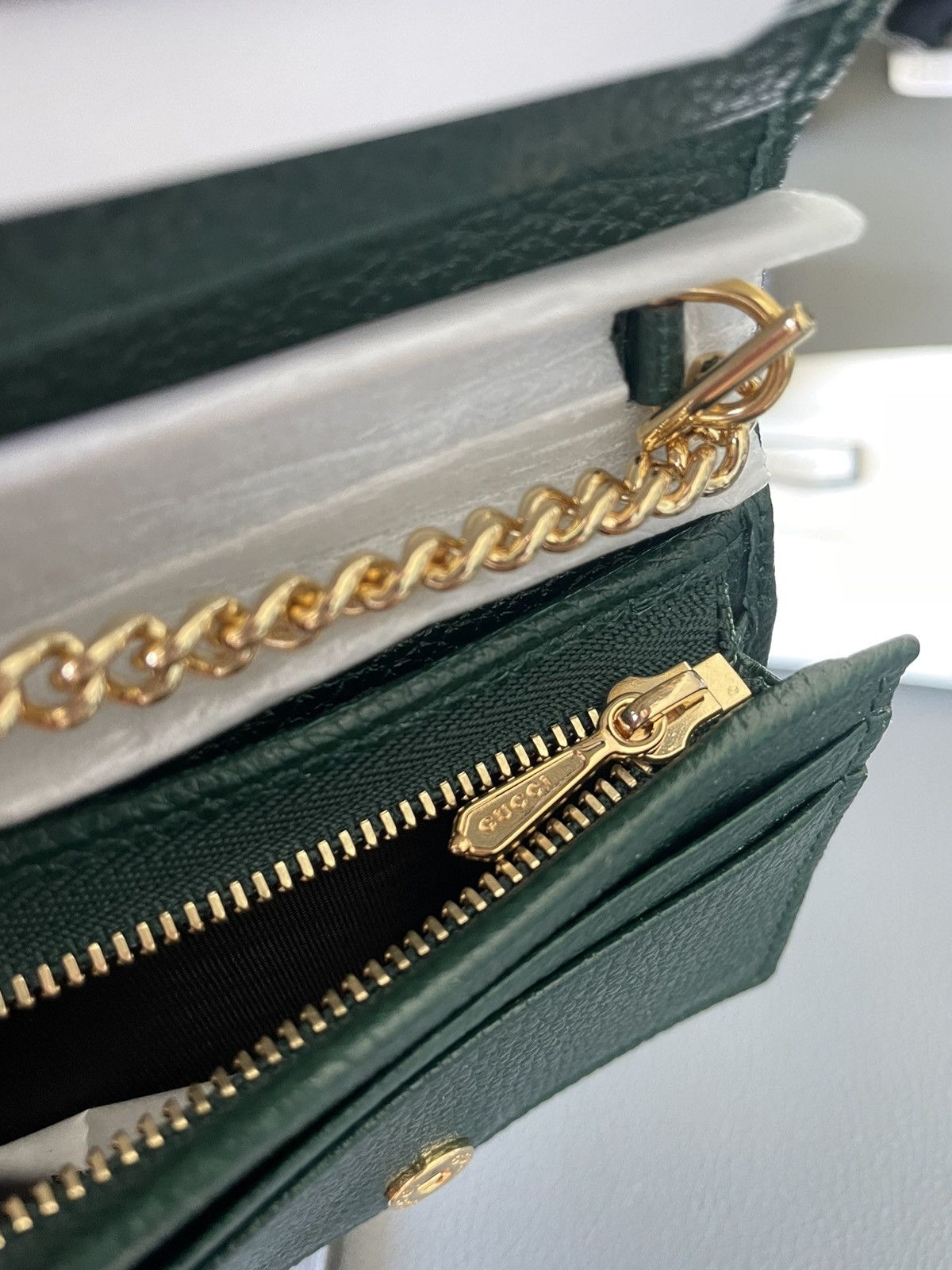 Gucci Limited Edition Brand New GG Logo Gucci Leather Chain Wallet Size ONE SIZE - 11 Thumbnail
