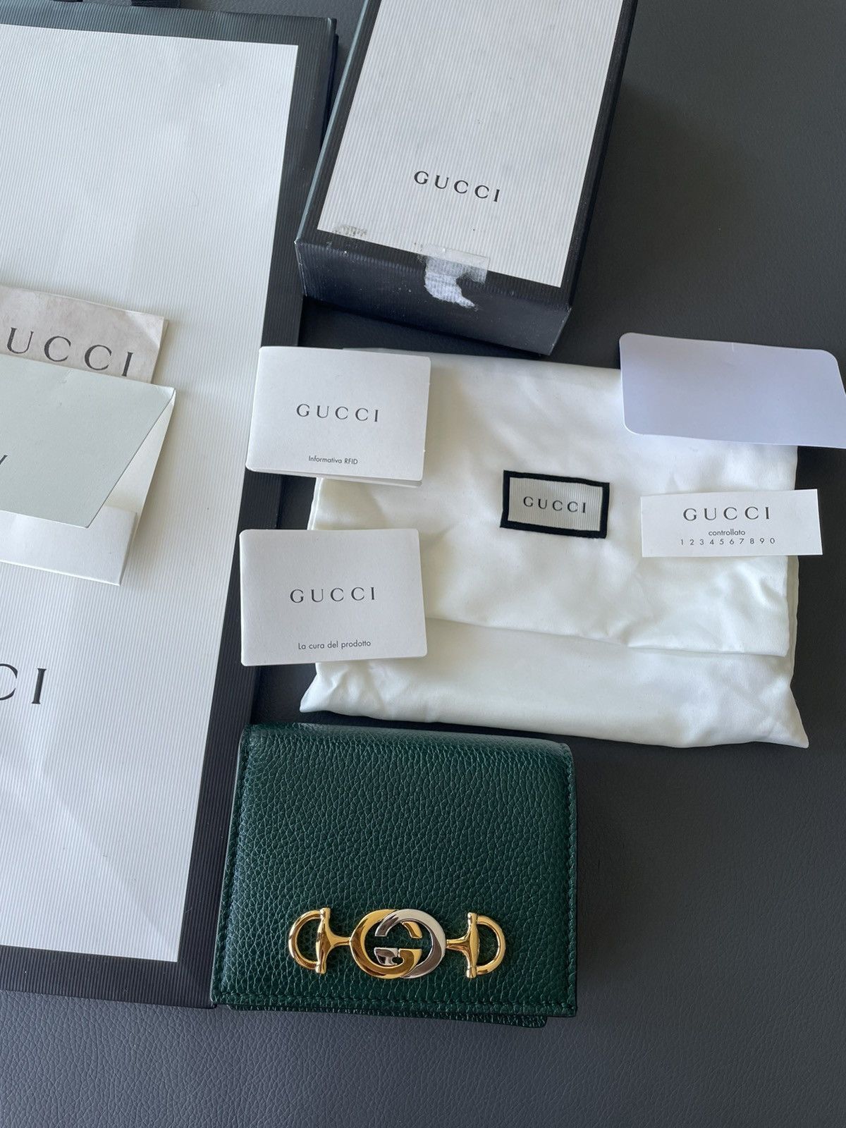 Gucci Limited Edition Brand New GG Logo Gucci Leather Chain Wallet Size ONE SIZE - 13 Thumbnail