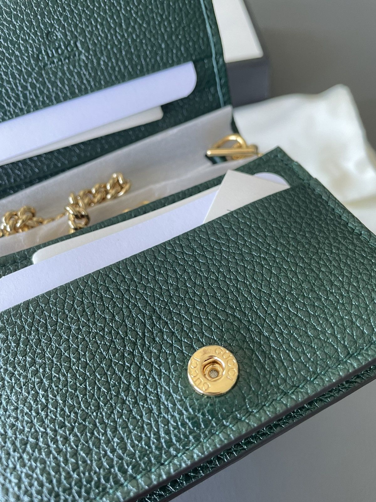 Gucci Limited Edition Brand New GG Logo Gucci Leather Chain Wallet Size ONE SIZE - 6 Thumbnail