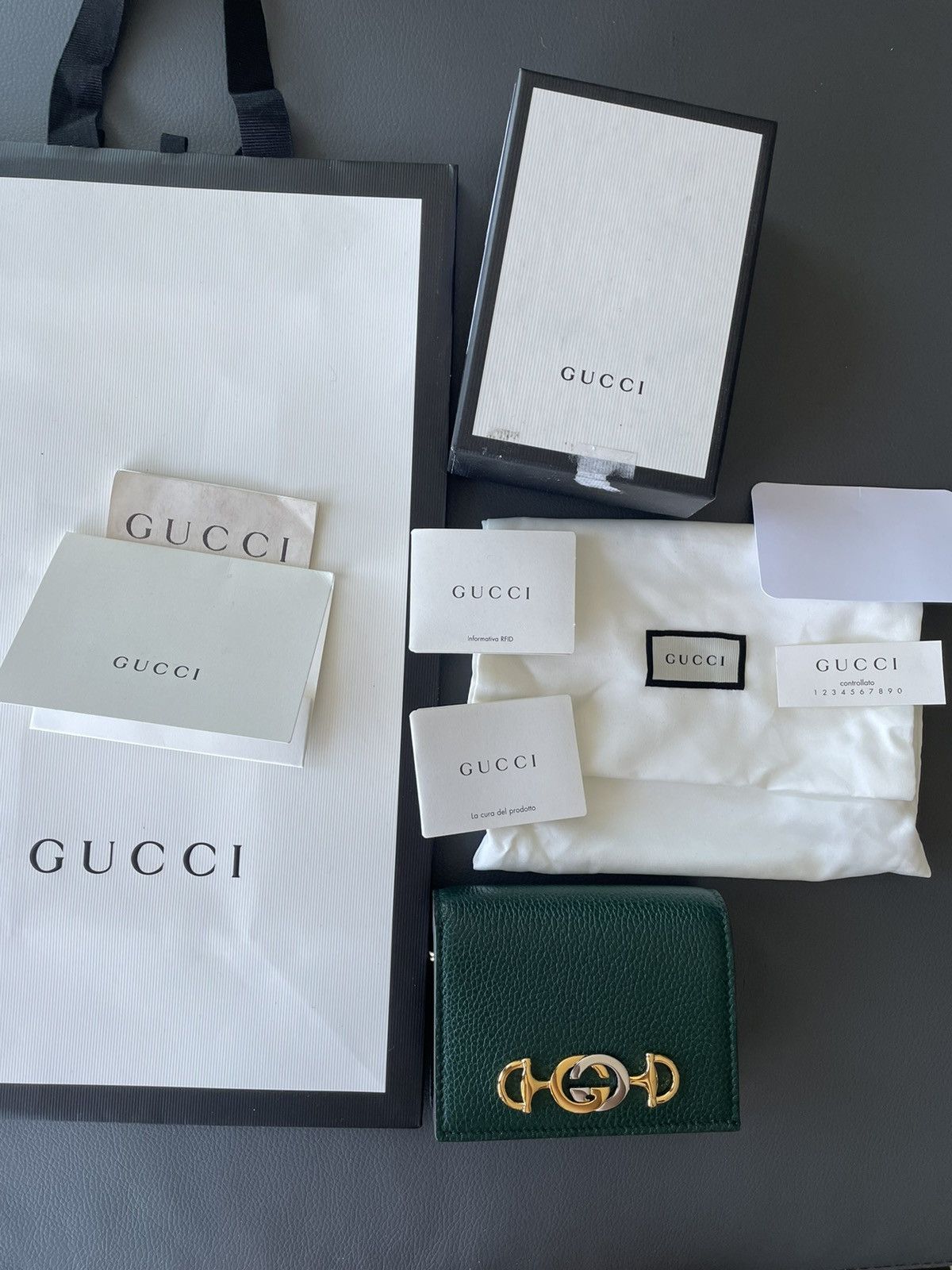 Gucci Limited Edition Brand New GG Logo Gucci Leather Chain Wallet Size ONE SIZE - 12 Thumbnail