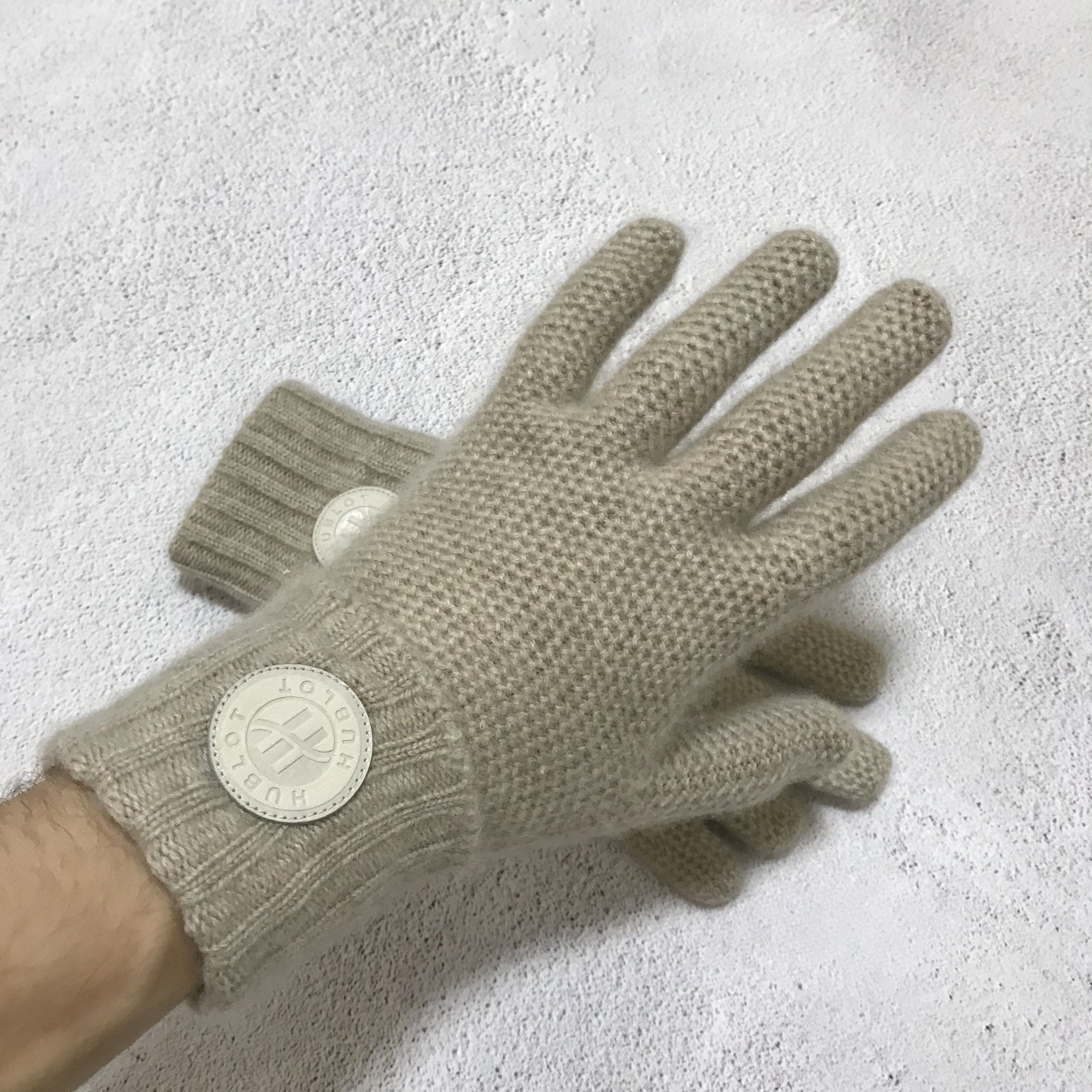 Hublot HUBLOT Cashmere Gloves Knit Italy Rare Limited Edition Size ONE SIZE - 12 Thumbnail