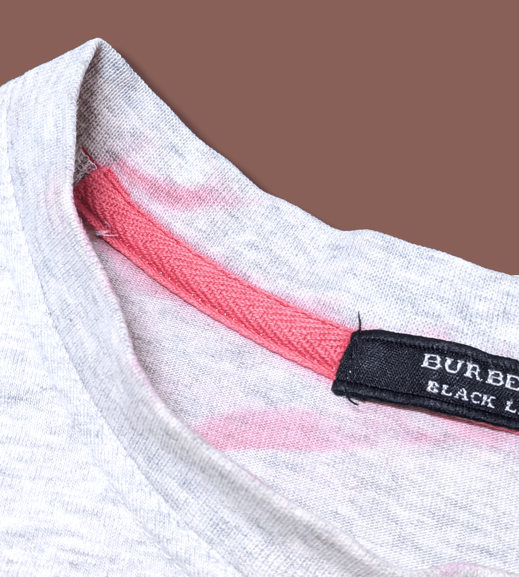 Burberry × Designer × Vintage Vintage Burberry Black Label Crest Logo T shirt Size US S / EU 44-46 / 1 - 9 Thumbnail