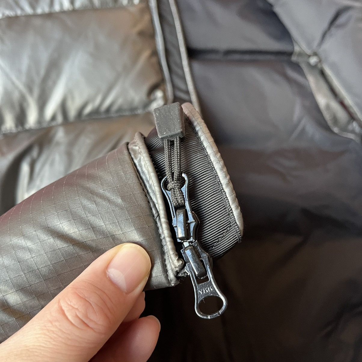 Supreme Used FW13 Supreme Silver Ski Vest Small Box Logo Size L Size US L / EU 52-54 / 3 - 12 Thumbnail