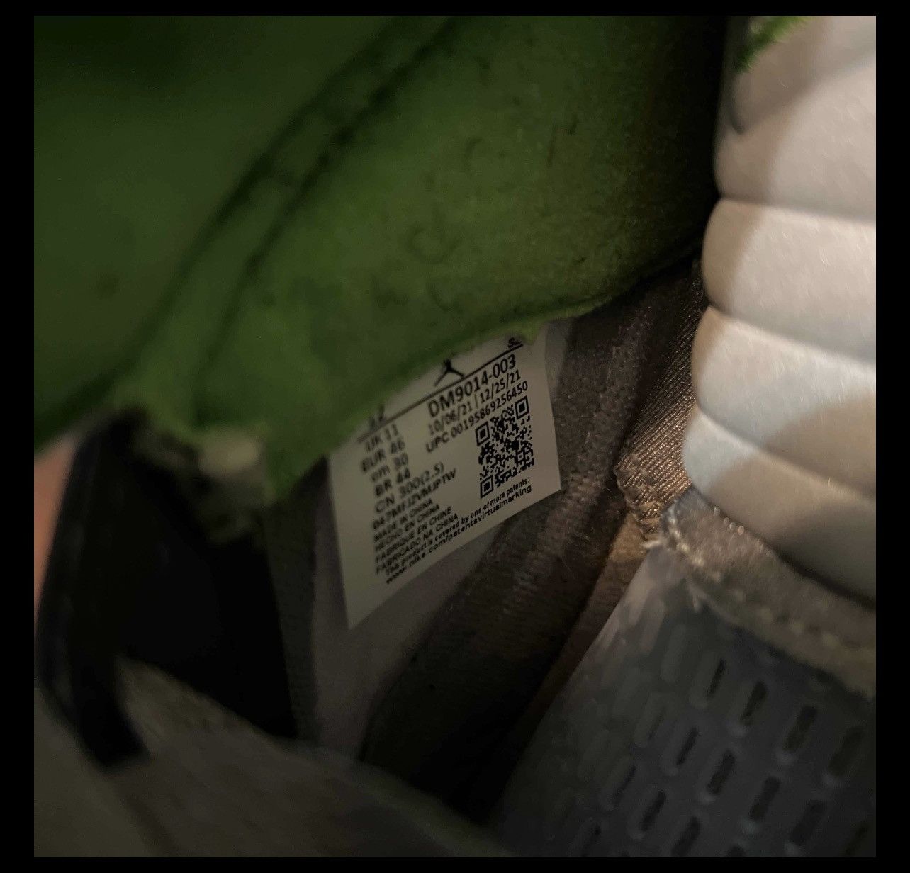 Nike Jordan 5 Green Bean Size US 12 / EU 45 - 7 Thumbnail