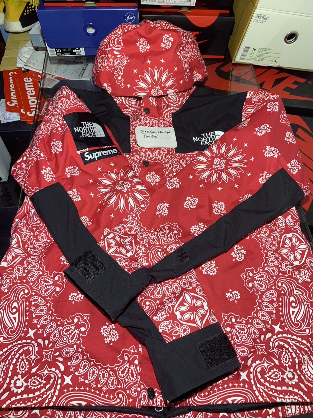 Supreme 2014 The North Face Bandana Mountain Jacket Red Size Large