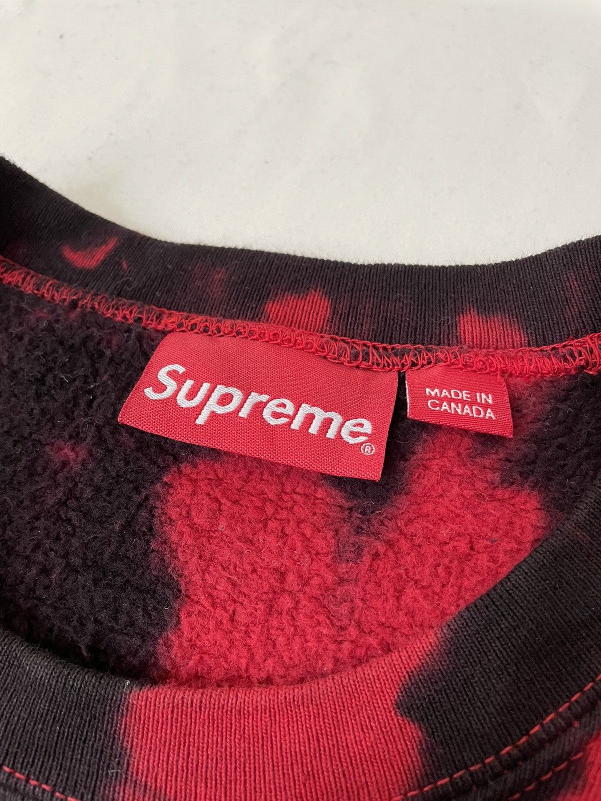 Supreme Supreme Small Box Crewneck Red Tie Dye Size US L / EU 52-54 / 3 - 6 Thumbnail