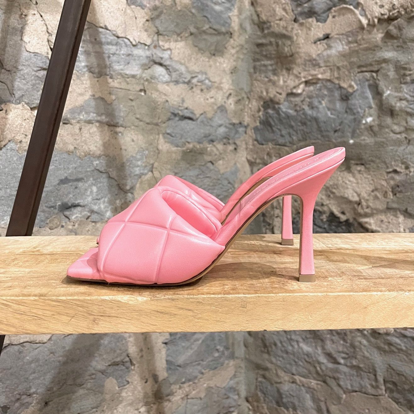 Bottega Veneta Bottega Veneta Pink Leather The Rubber Lido Heeled Sandals Size US 8 / IT 38 - 7 Thumbnail